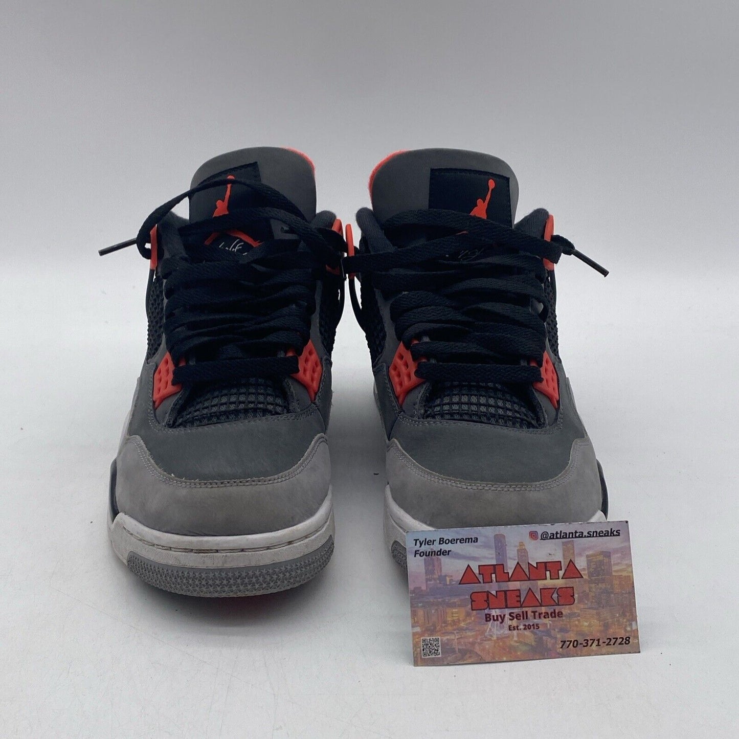 Size 9 - Jordan 4 Retro Mid Infrared