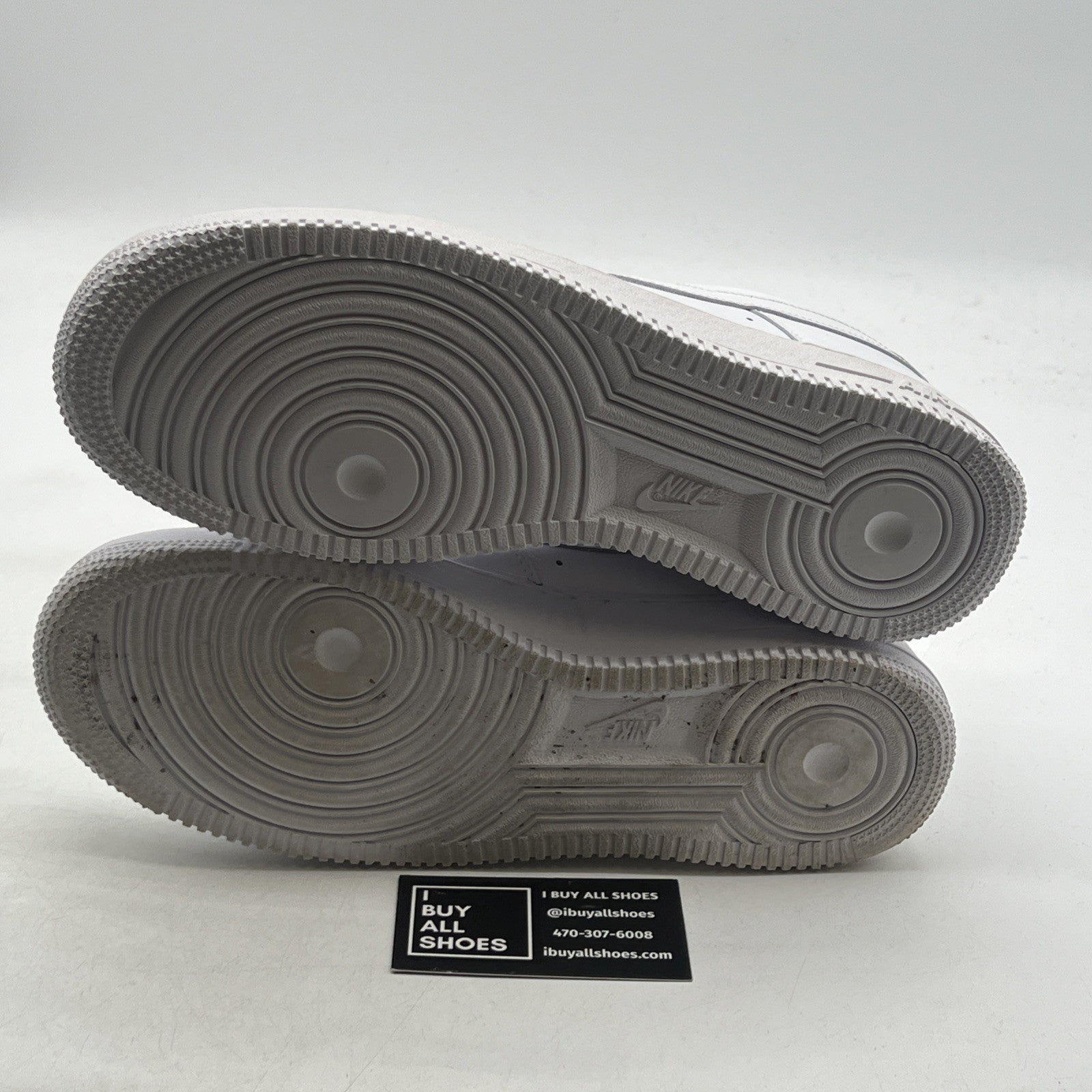 Size 9.5 - Nike Air Force 1 '07 Low Triple White (CW2288-111)