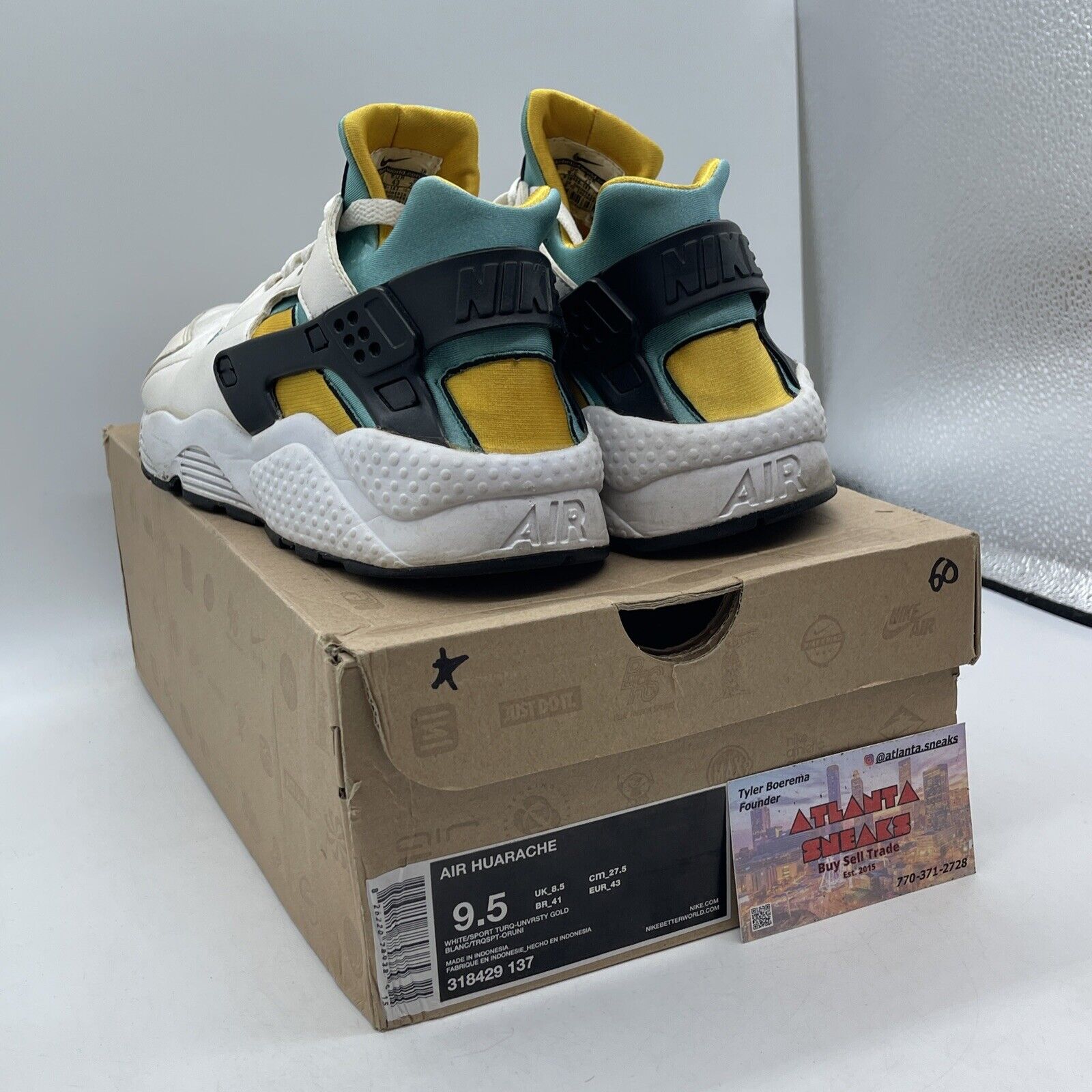 Size 9.5 - Nike Air Huarache White Turquoise Gold Black Suede (318429-137)