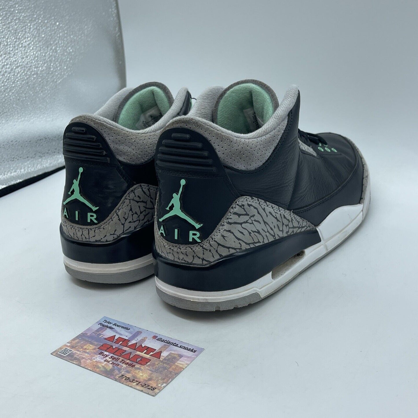 Size 10.5 - Air Jordan 3 Retro Green Glow Suede Black Leather (CT8532-031)