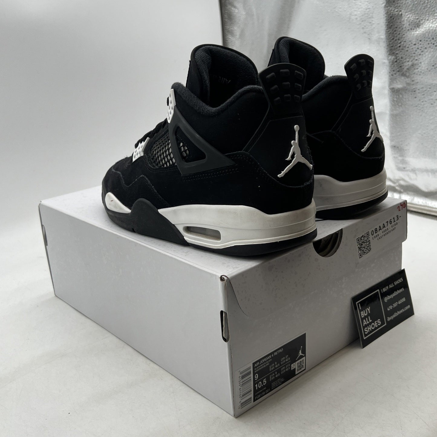 Size 9 - Air Jordan 4 Retro White Thunder (FQ8138-001)