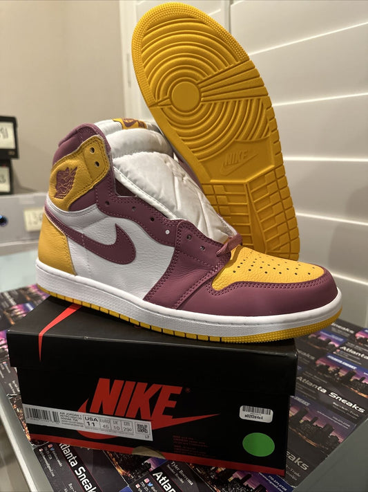 Nike Air Jordan 1 Retro High OG SZ 11 University Gold/Light Bordeaux 555088-706