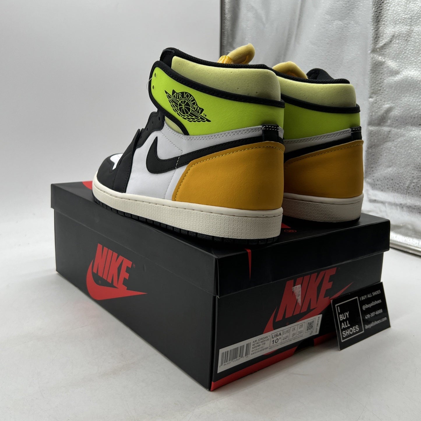 Size 10.5 - Air Jordan 1 Retro High OG Volt (555088-118)