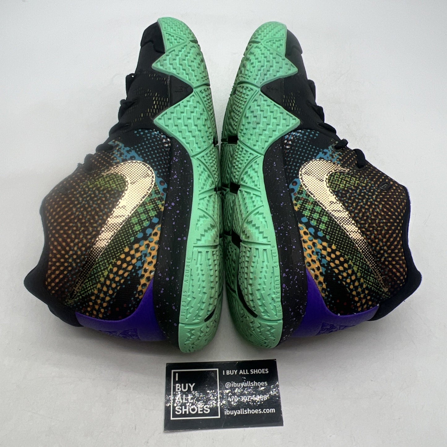 Size 11.5 - Nike Kyrie 4 Mamba Mentality (AV2597-001)