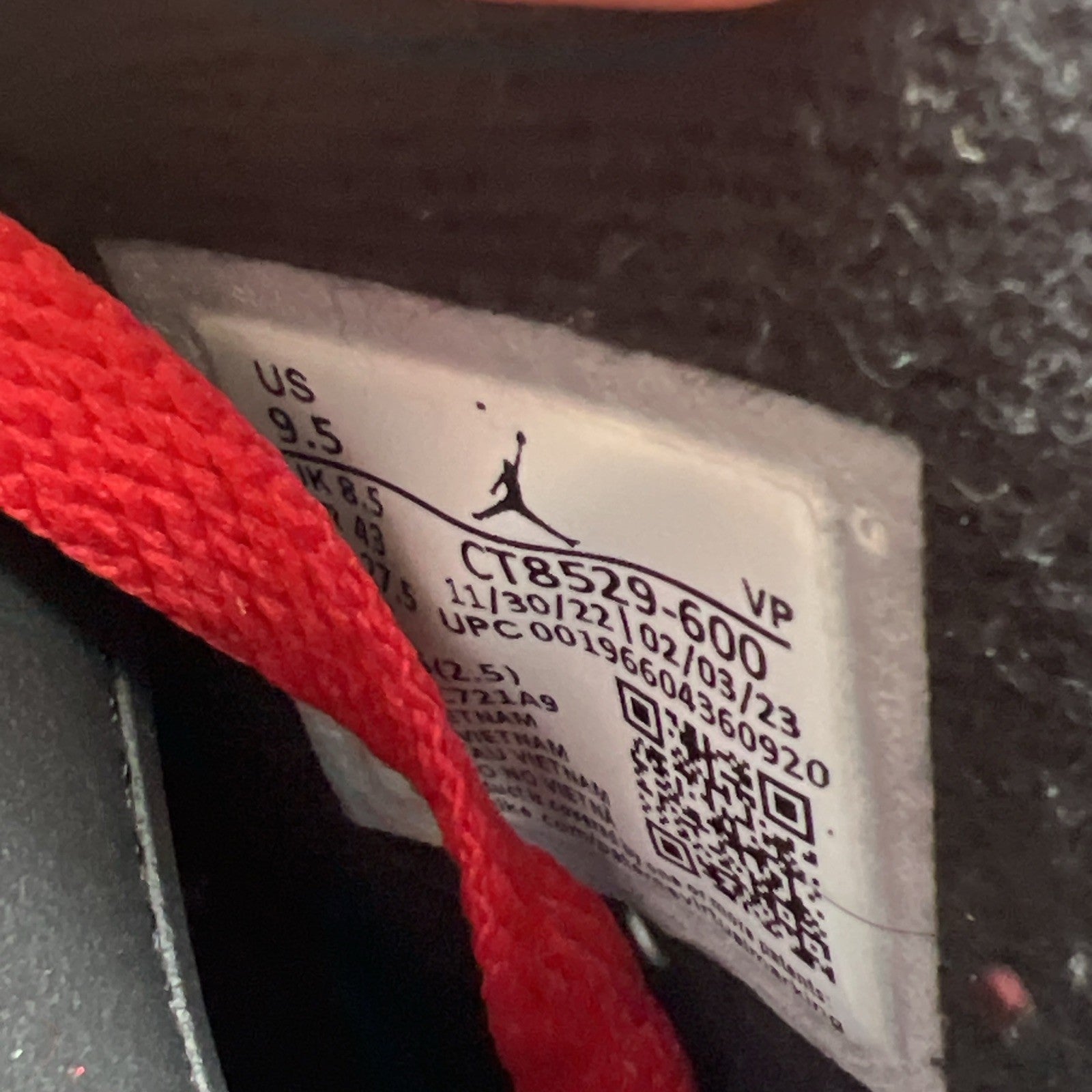 Size 9.5 - Air Jordan 6 Retro Toro Bravo (CT8529-600)