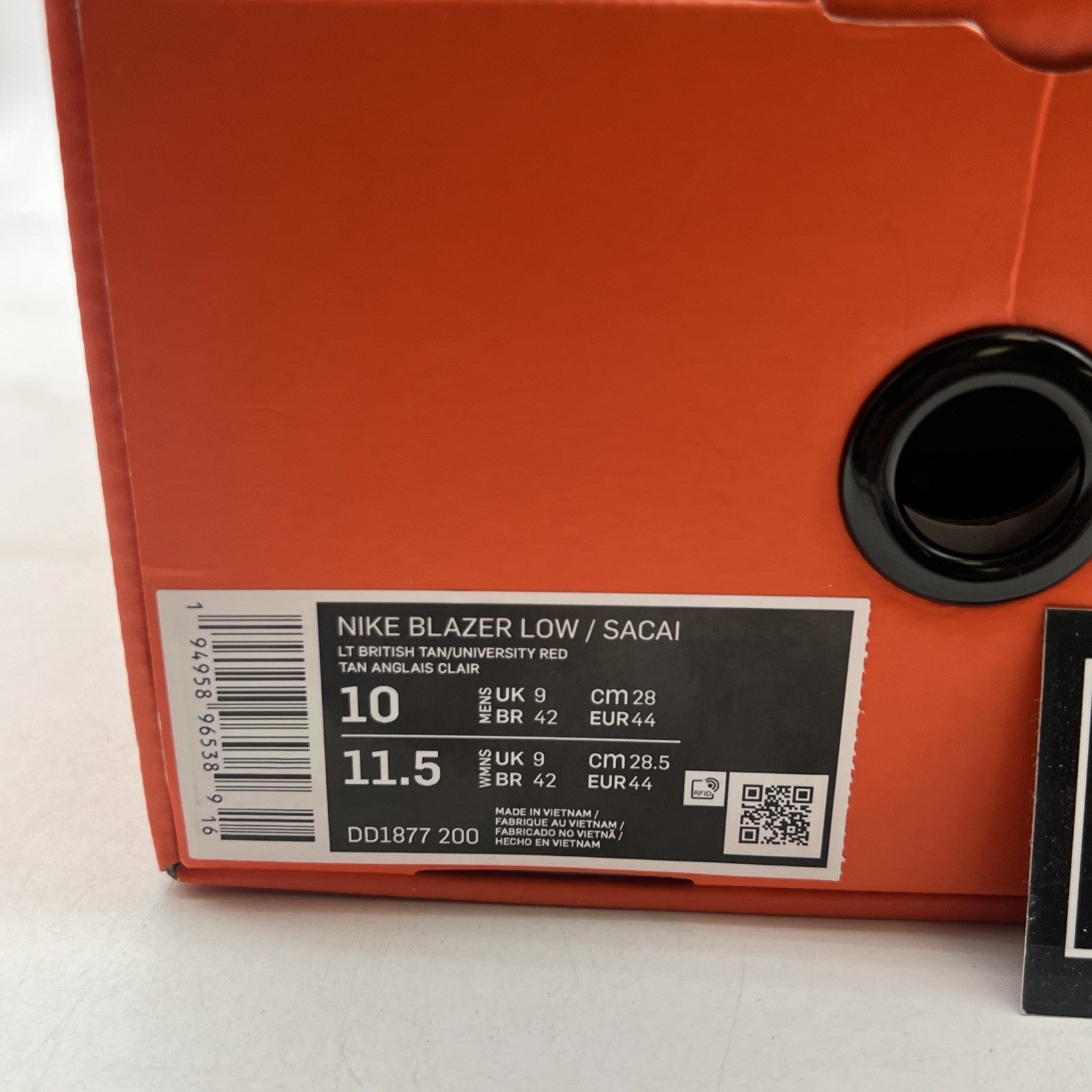 Size 10 - Nike sacai x Blazer Low British Tan (DD1877-200)
