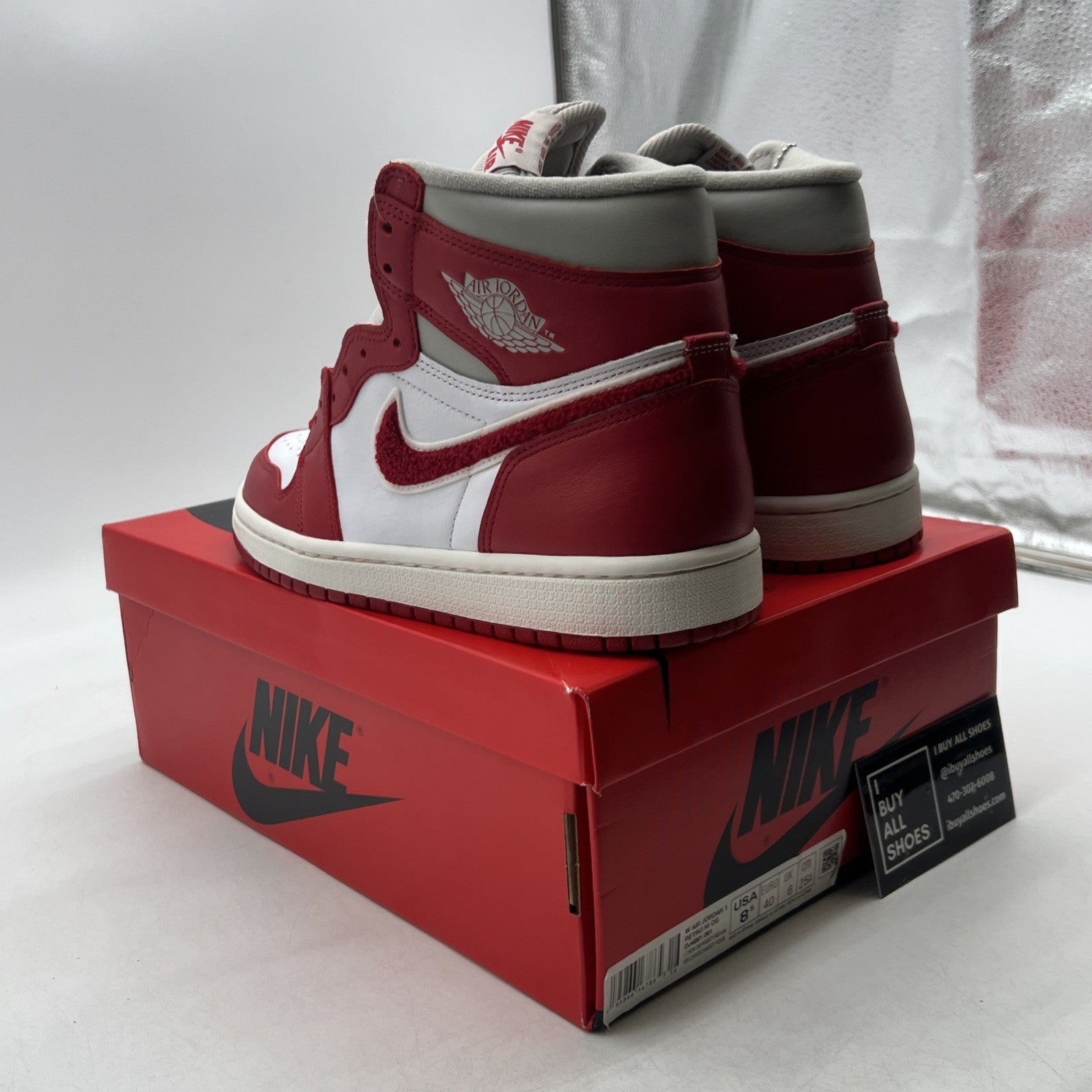 Size 8.5W - Air Jordan 1 OG High Newstalgia Chenille W (DJ4891-061)