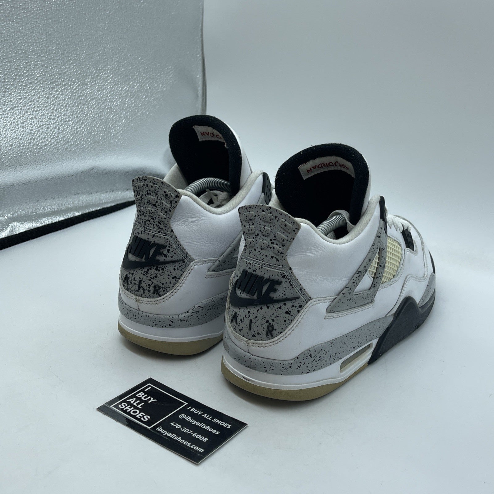Size 10 - Jordan 4 Retro OG Mid White Cement Grey Black Leather (840606-192)