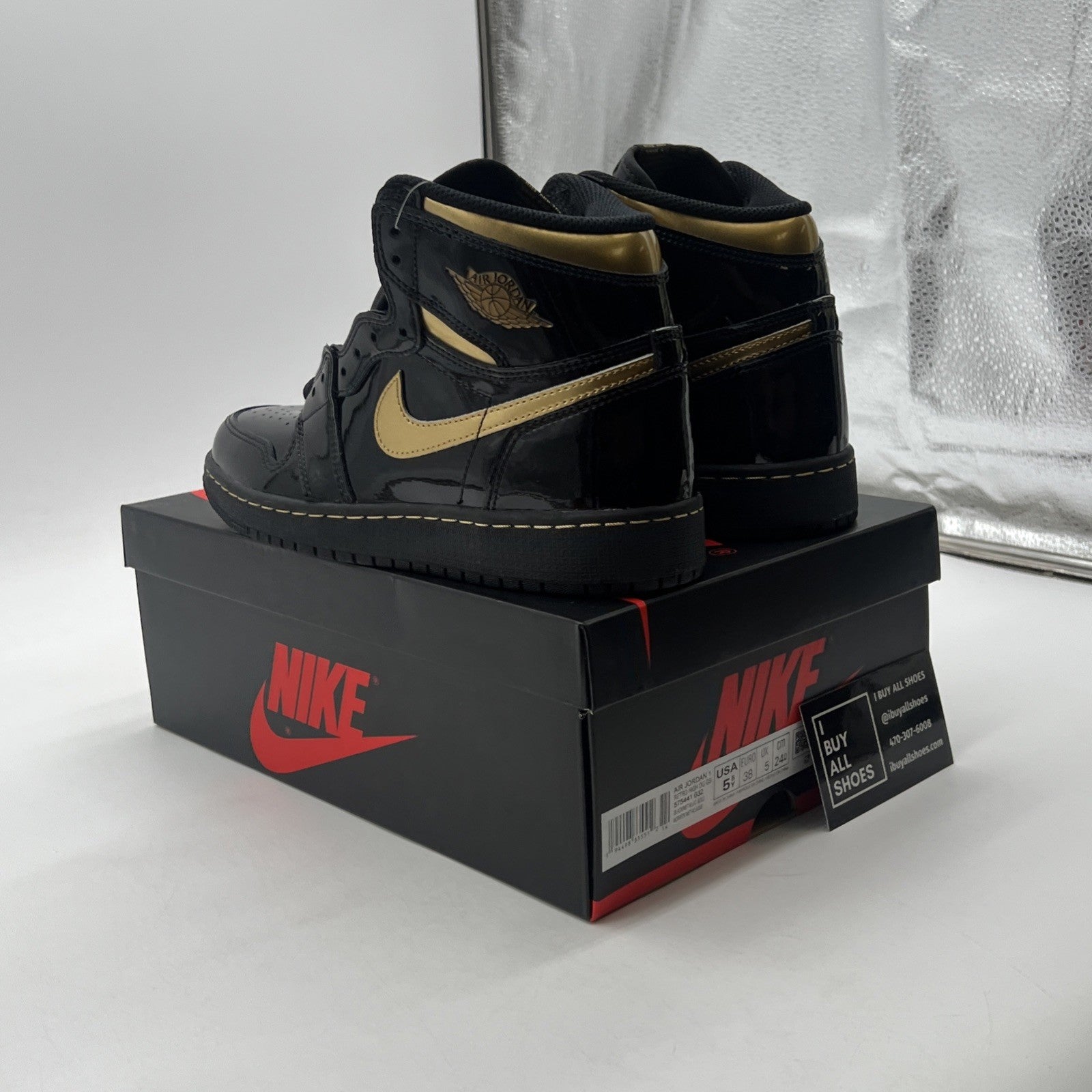 Size 5.5Y - Air Jordan 1 Black 2020 (575441-032)
