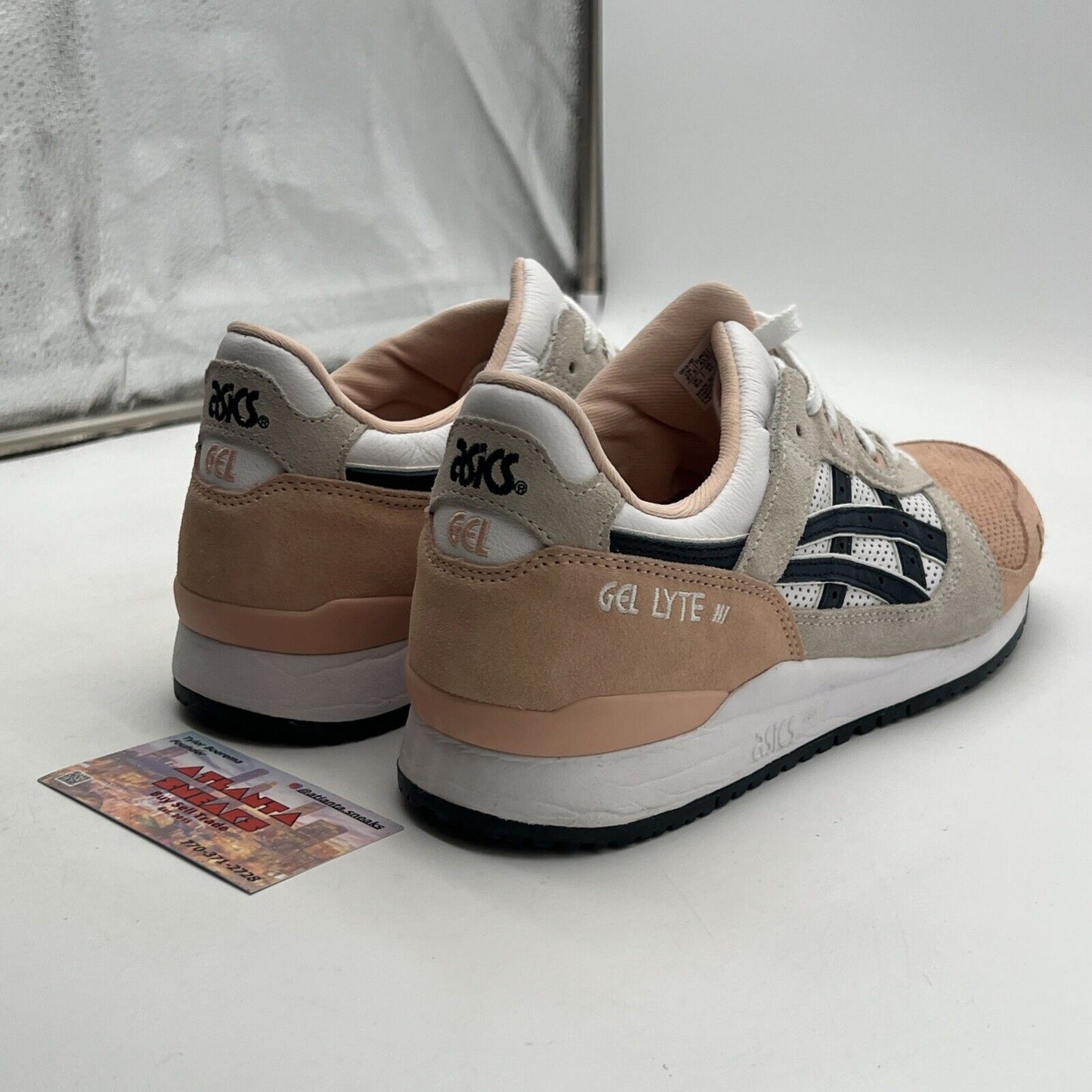 Size 9.5 - Asics GEL-LYTE III OG (1201A762-700)