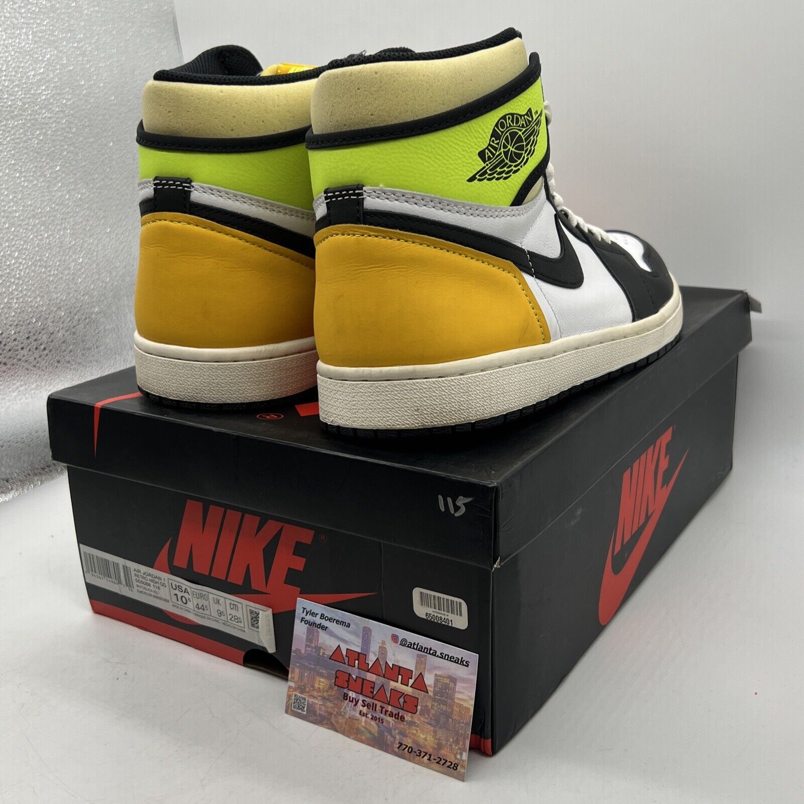 Size 10.5 - Jordan 1 Retro High OG Volt Leather (555088-118)