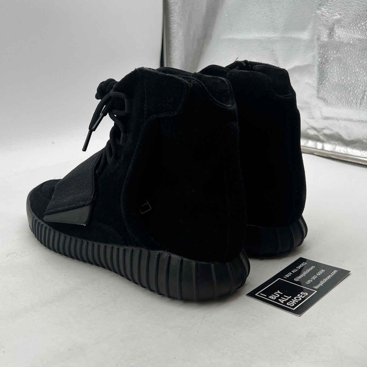 Size 9 - adidas Yeezy Boost 750 Triple Black (BB1839)