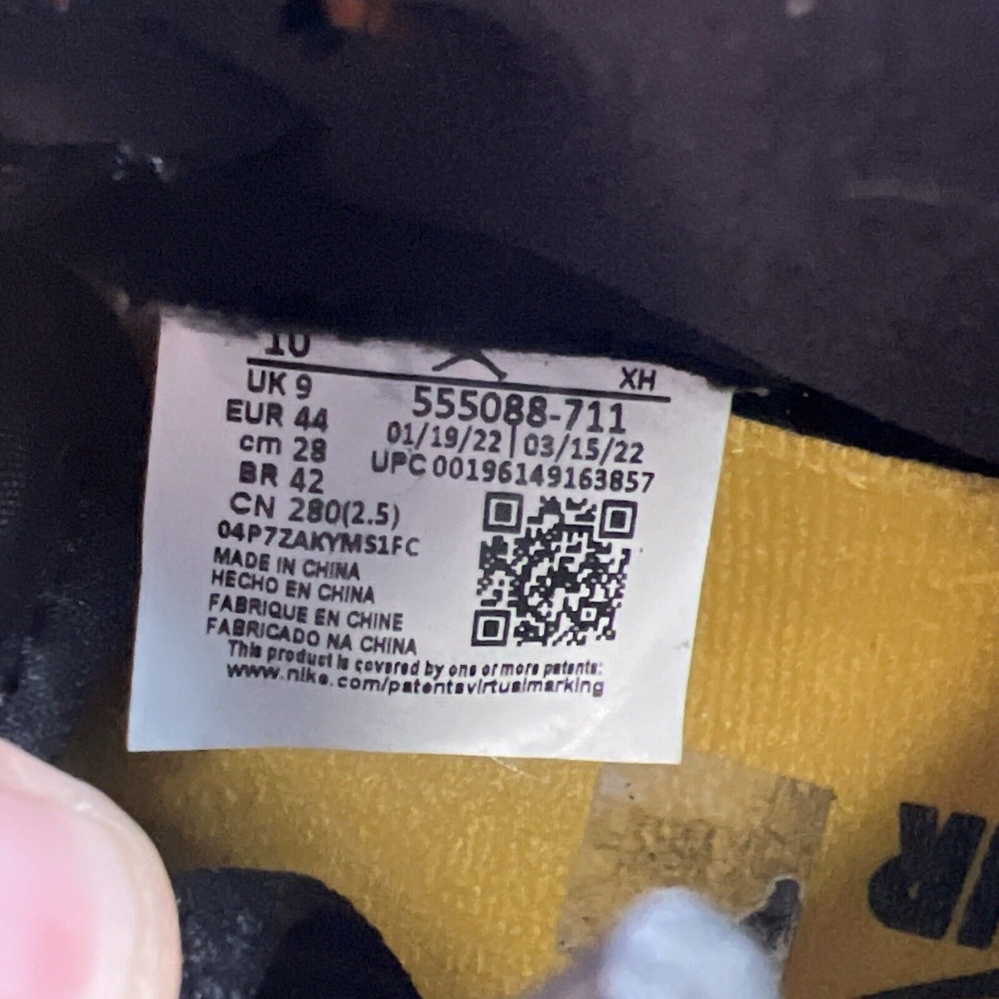 Size 10 - Air Jordan 1 Retro OG High Yellow Toe (555088-711)