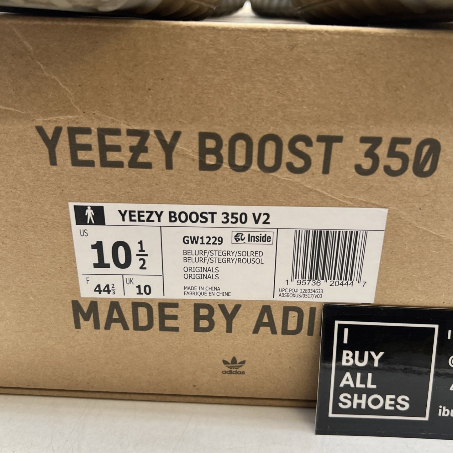 Size 10.5 - adidas Yeezy Boost 350 V2 Low Beluga Reflective (GW1229)