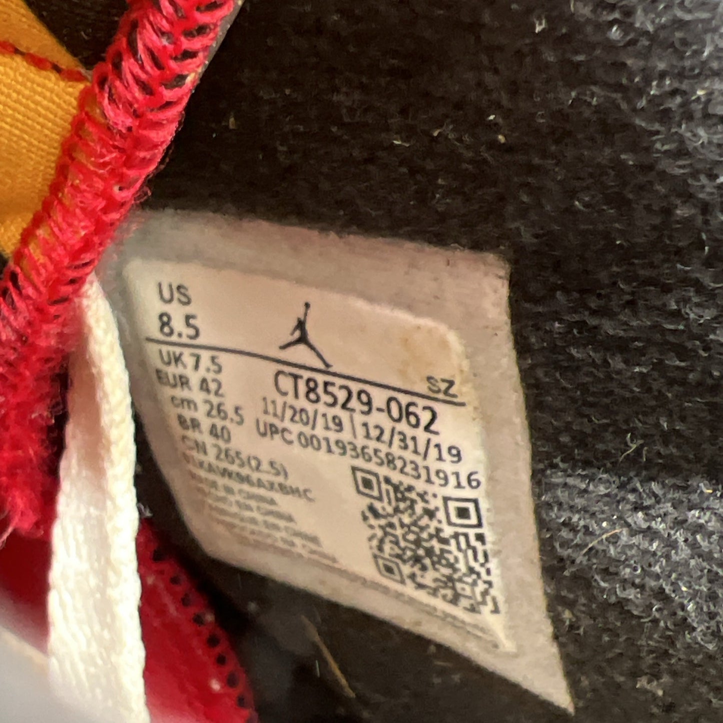 Size 8.5 - Air Jordan 6 Retro Hare (CT8529-062)