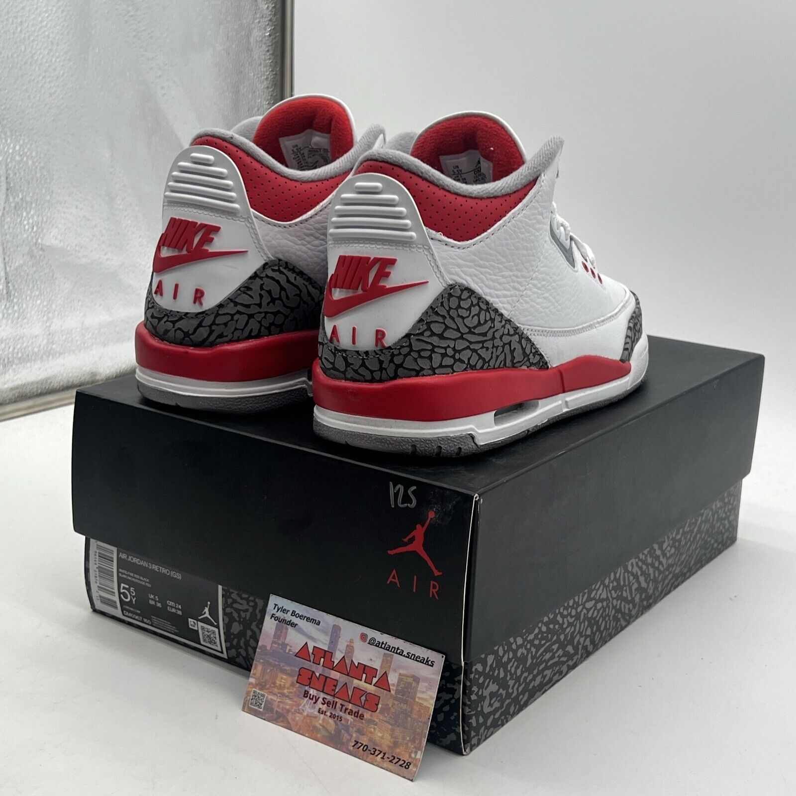 Size 5.5 - Jordan 3 Retro Mid Fire Red White Black Leather (DM0967-160)