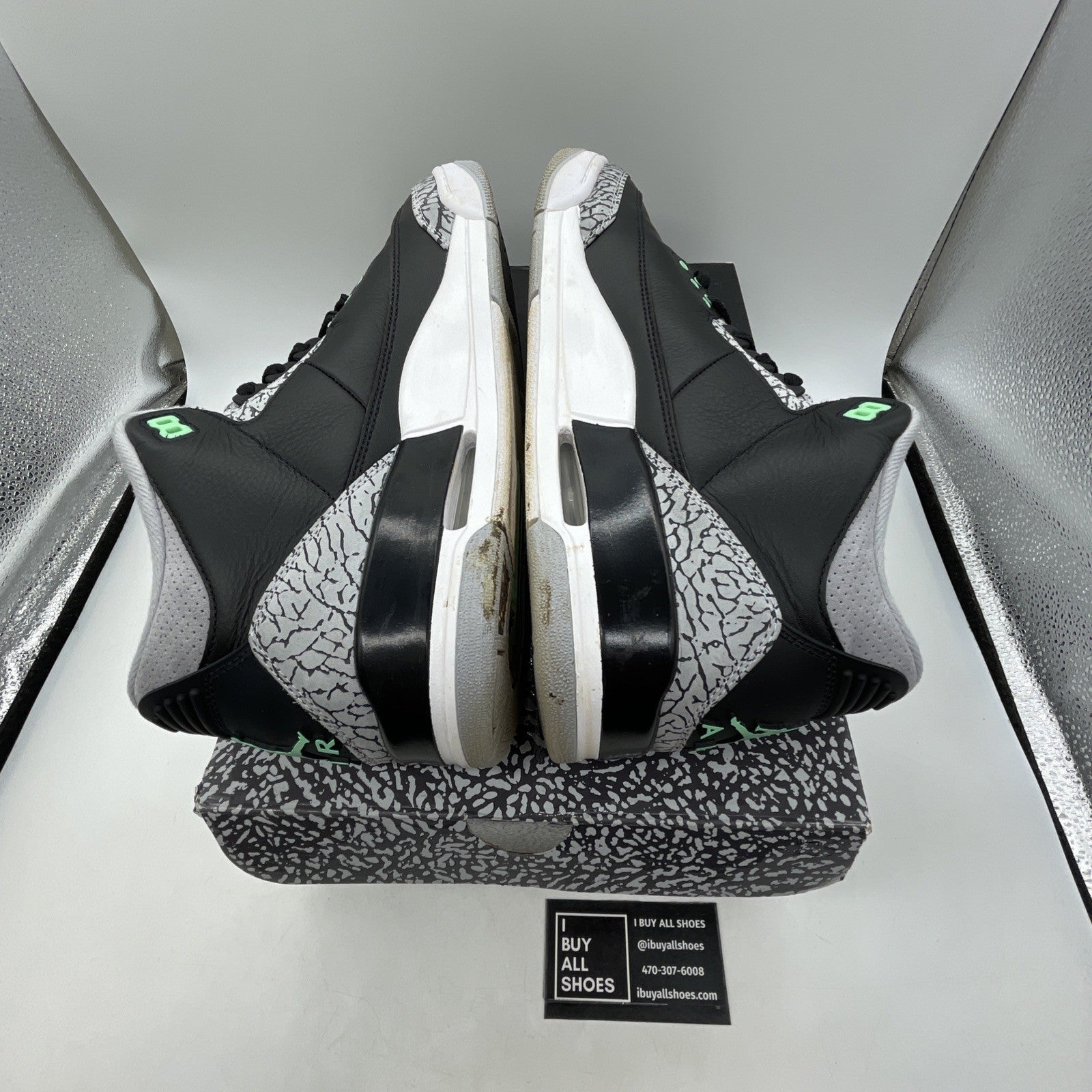 Size 10.5 - Air Jordan 3 Retro Green Glow (CT8532-031)