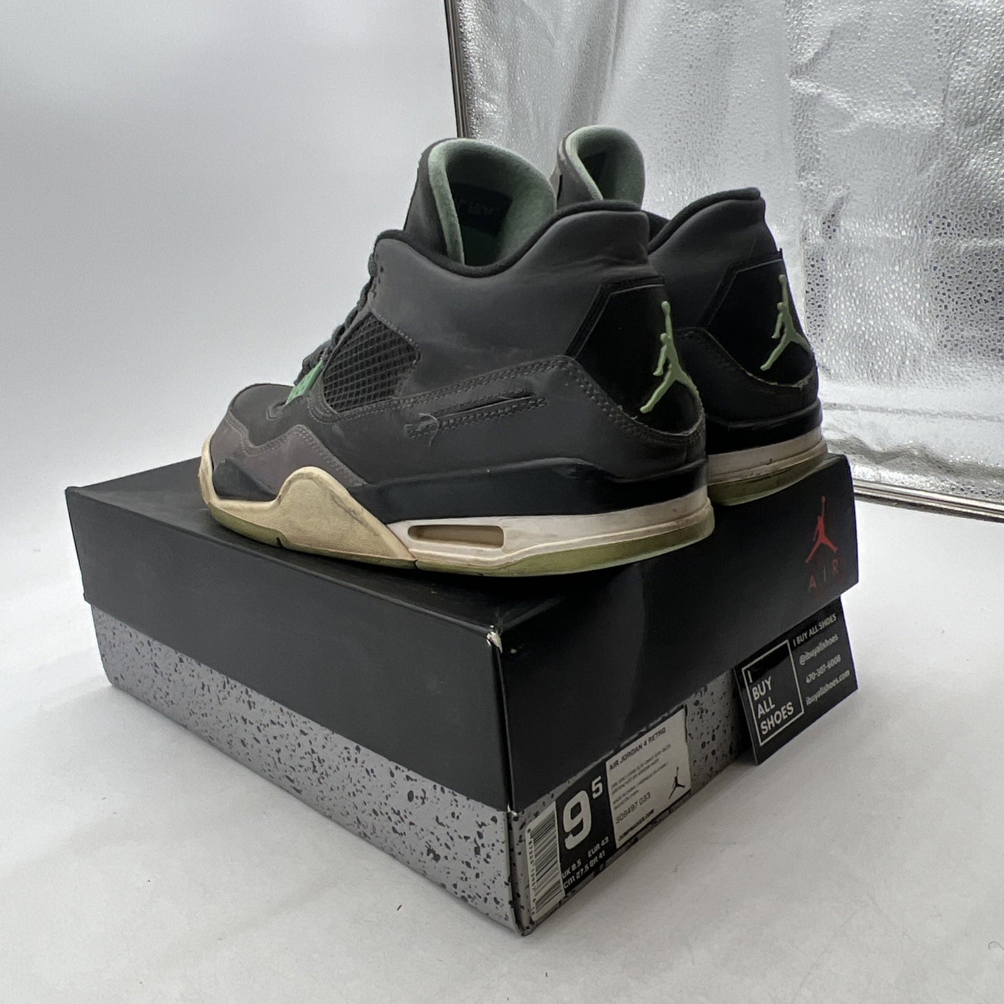 Size 9.5 - Air Jordan 4 Retro Green Glow 2013 (308497-033)