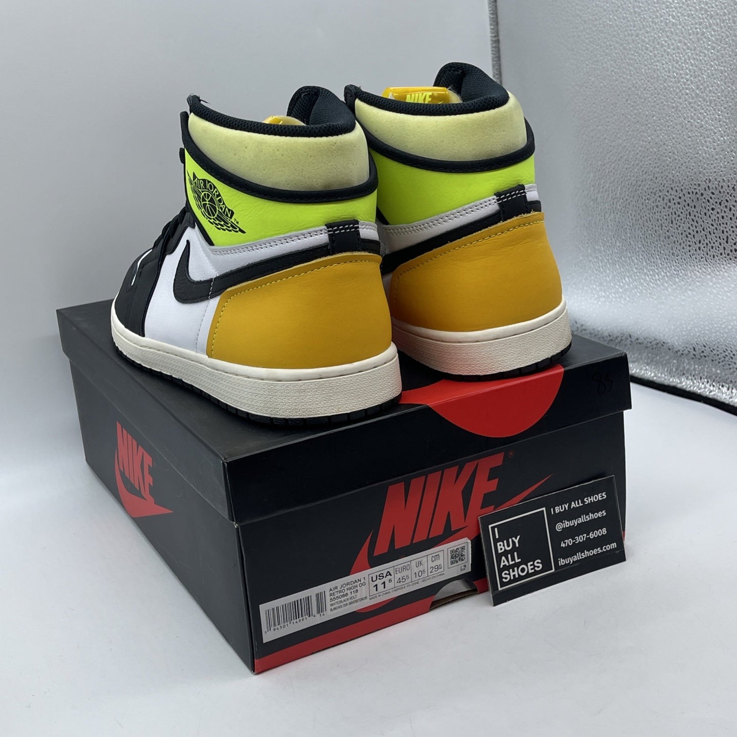 Size 11.5 - Jordan 1 Retro High OG Volt Black White Leather (555088-118)