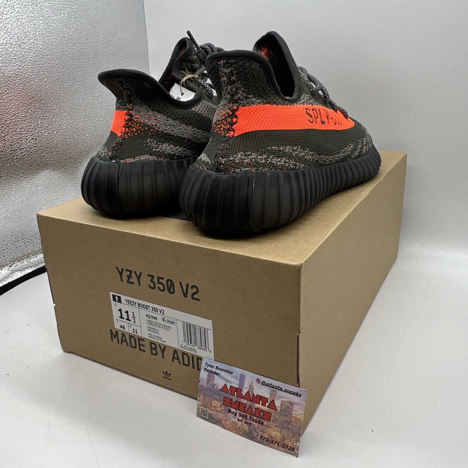 Size 11.5 - adidas Yeezy Boost 350 V2 Low Carbon Beluga