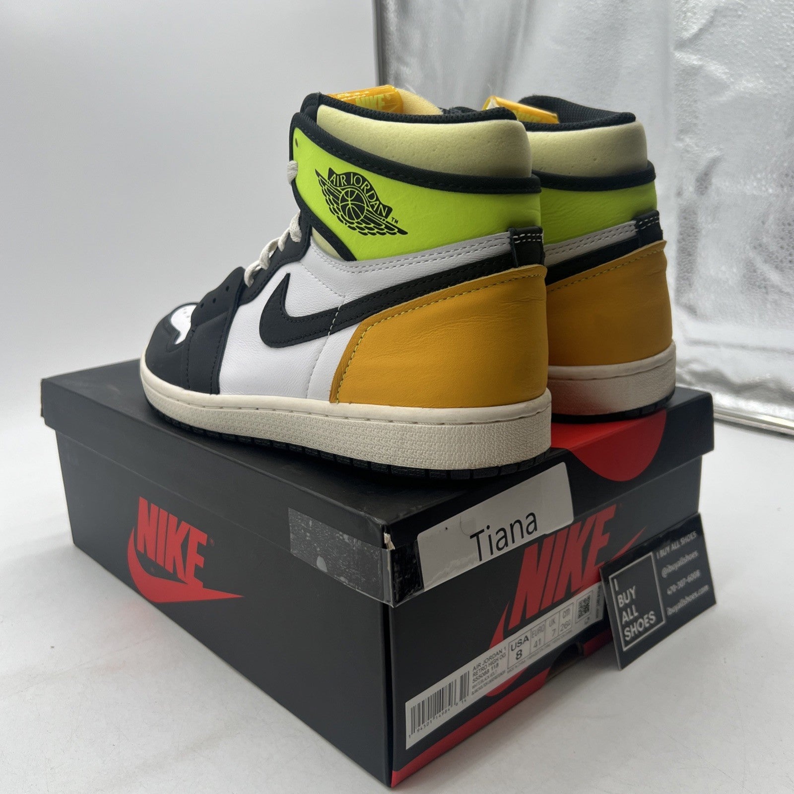 Size 8 - Air Jordan 1 Retro High OG Volt (555088-118)