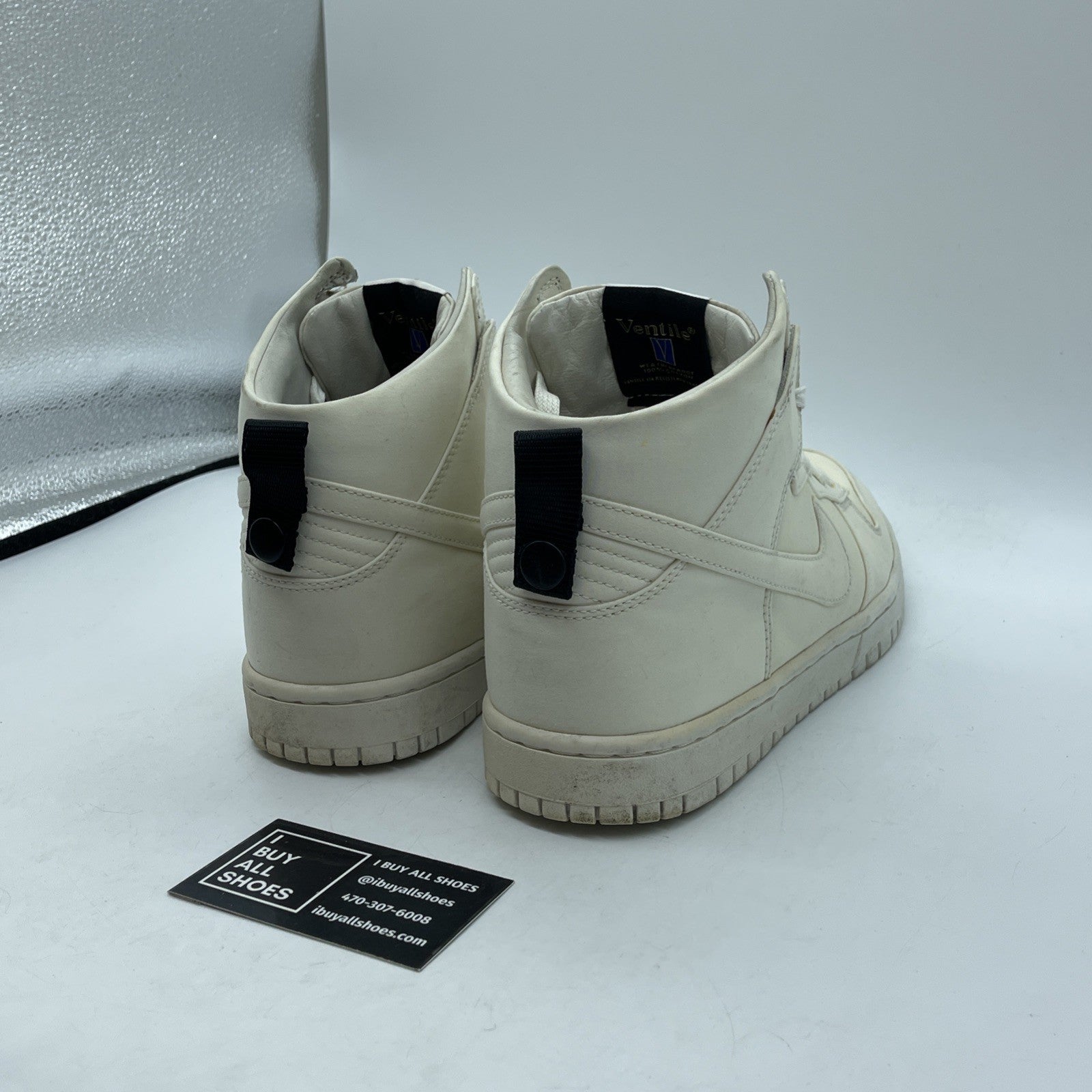 Size 9 - Nike Dunk Lux SP DSM Tan Black Suede (718766-101)