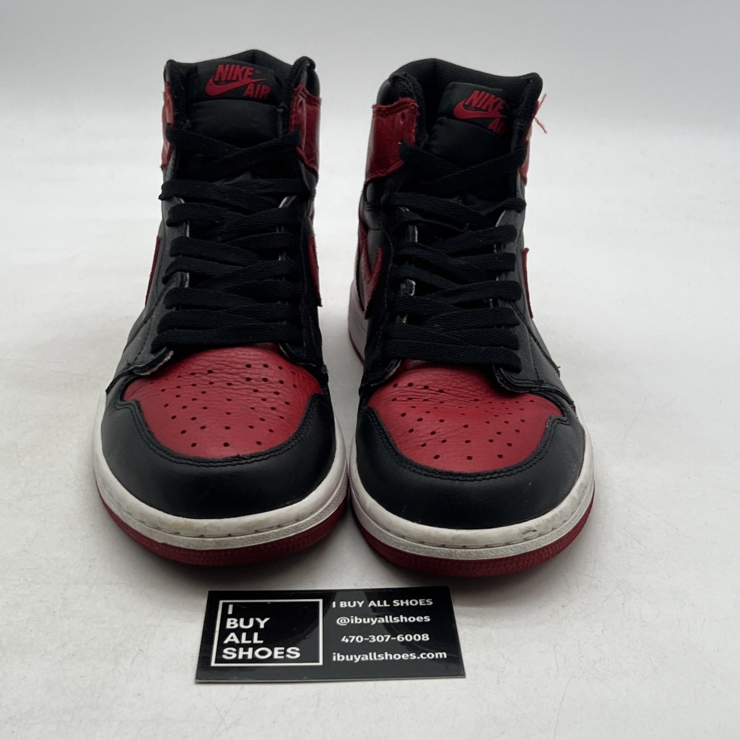 Size 9 - Air Jordan 1 Retro OG High Banned, Bred (555088-001)