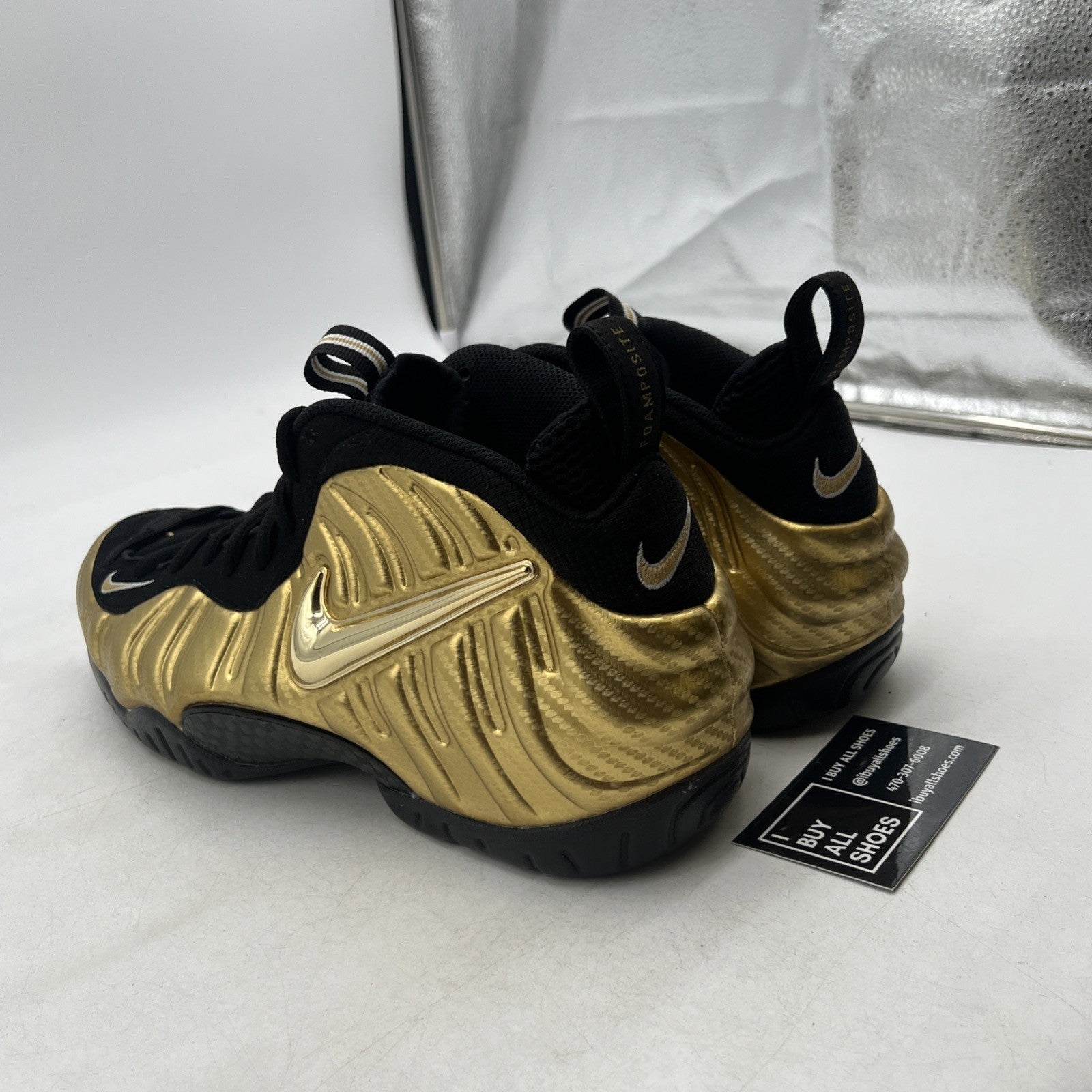 Size 11.5 - Nike Air Foamposite Pro Metallic Gold (624041-701)