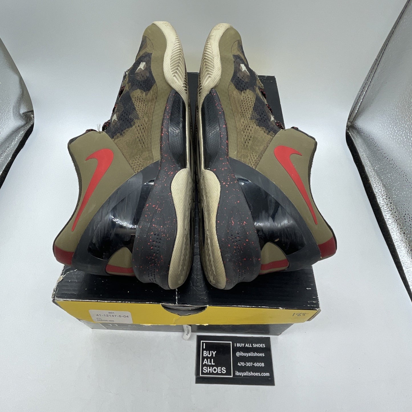 Size 11 - Nike Kobe 8 Python (555035-300)