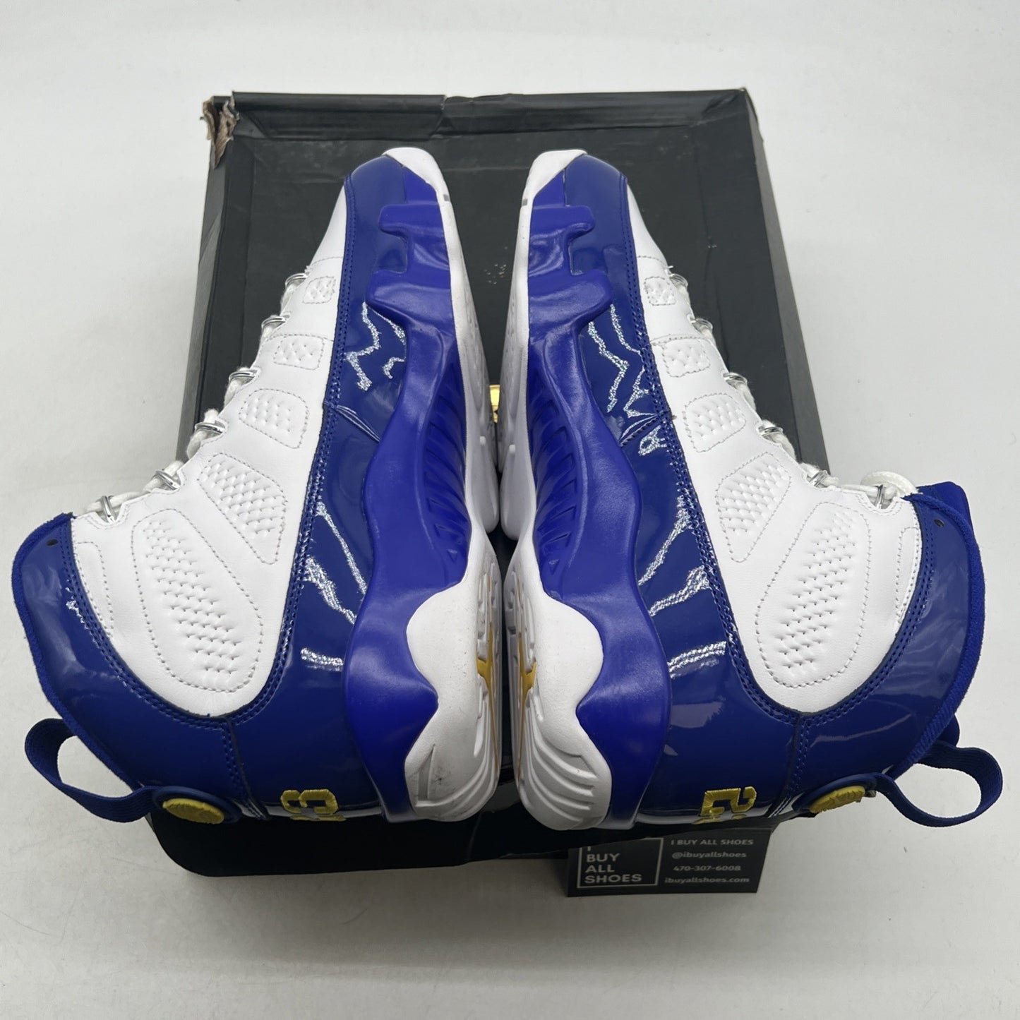 Size 9.5 - Air Jordan 9 Retro Kobe (302370-121)