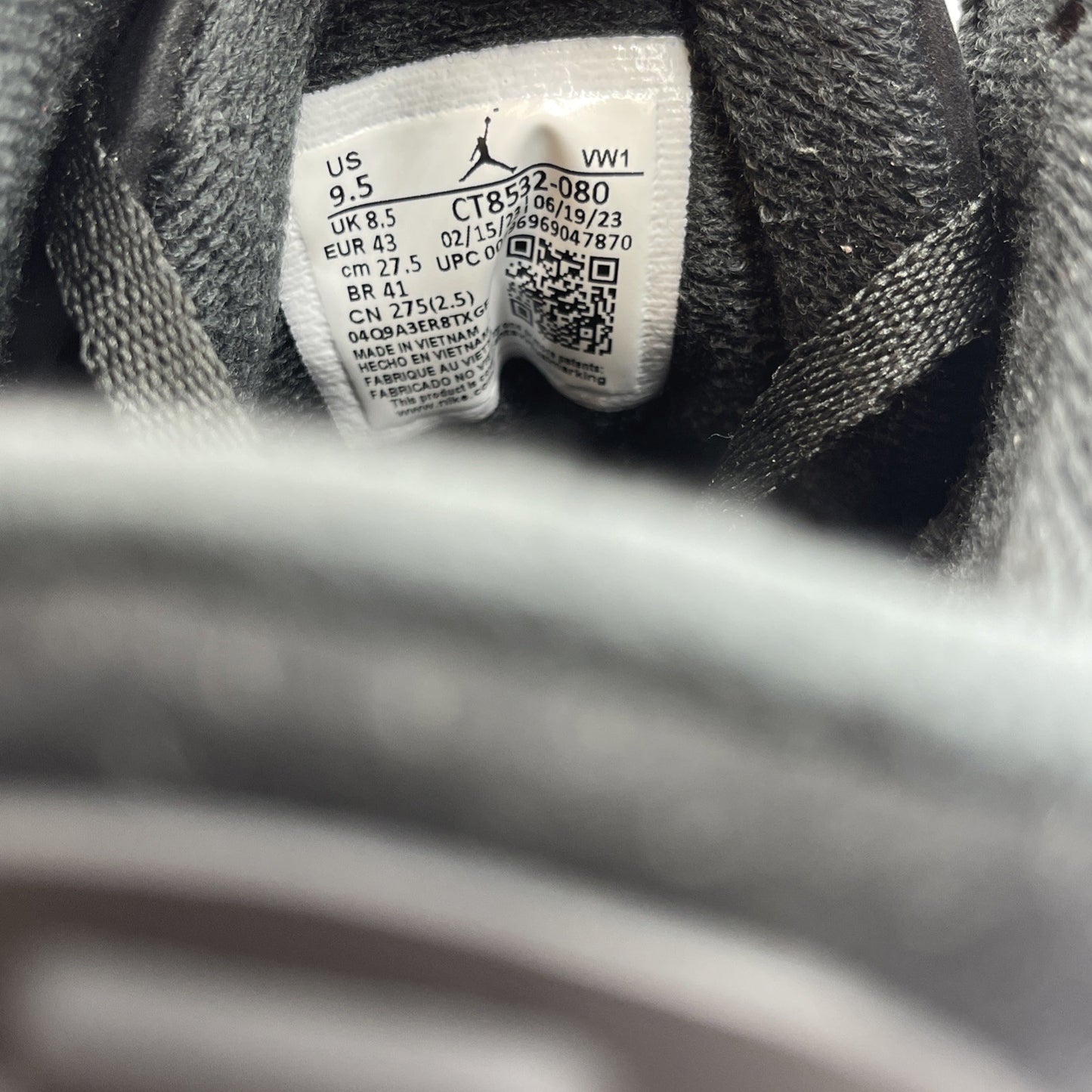 Size 9.5 - Jordan 3 Retro 2023 Mid Fear Black Grey Suede (CT8532-080)