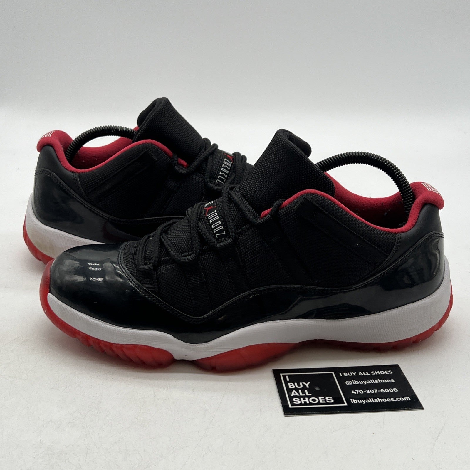 Size 10.5 - Air Jordan 11 Retro 2015 Low Bred (528895-012)