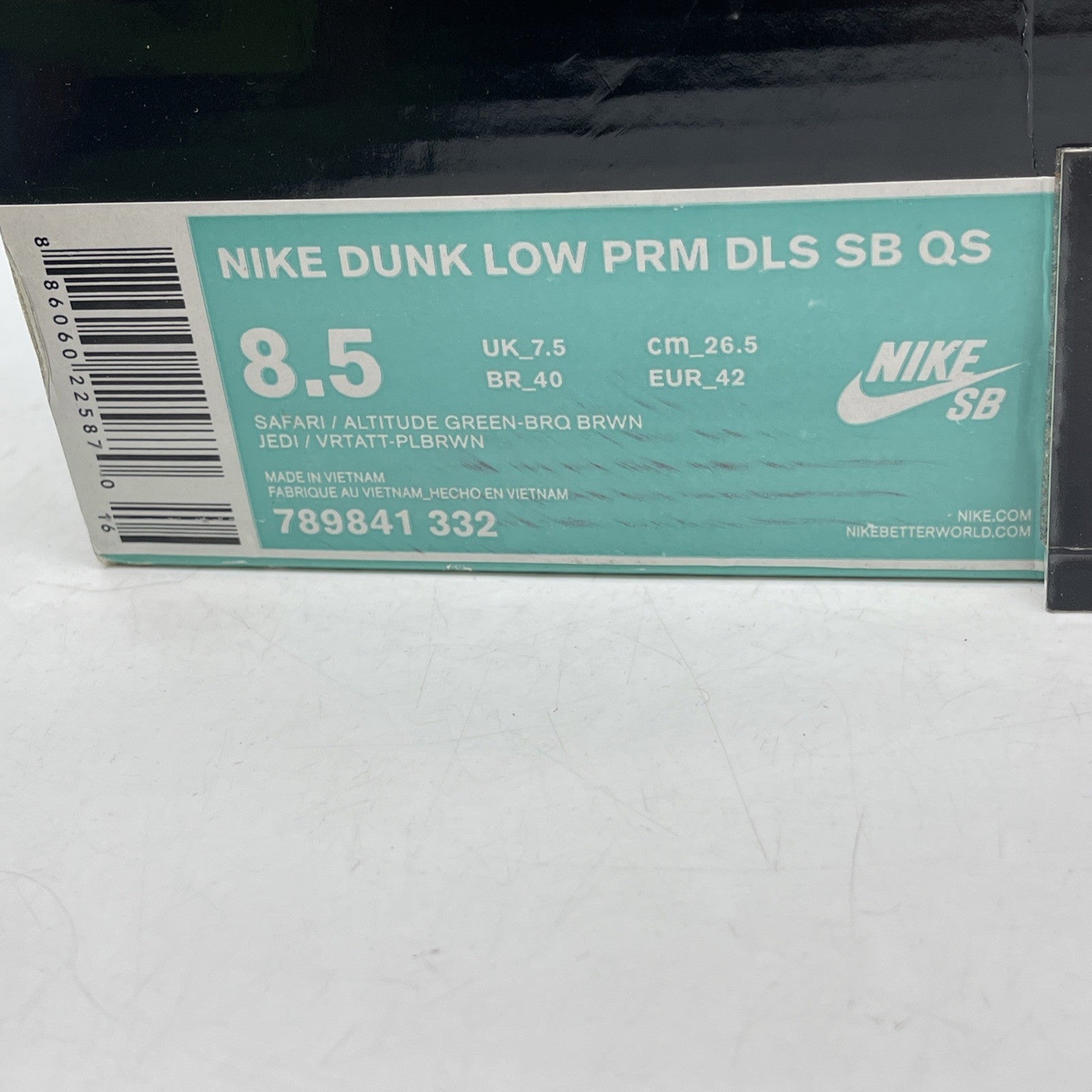 Size 8.5 - Nike SB Dunk Low de la soul 2015 (789841-332)