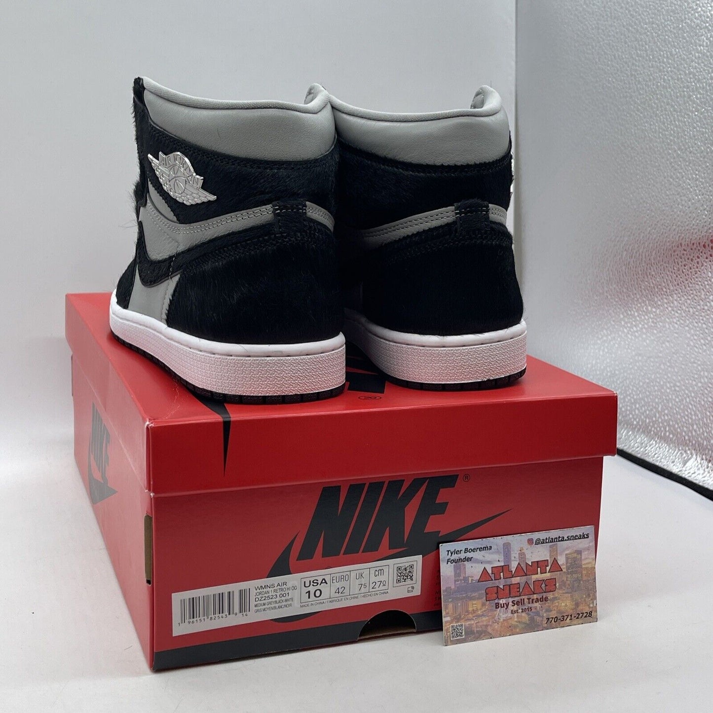 Size 10W - Jordan 1 Retro High OG Twist 2.0 2022 Black Suede Grey (DZ2523-001)