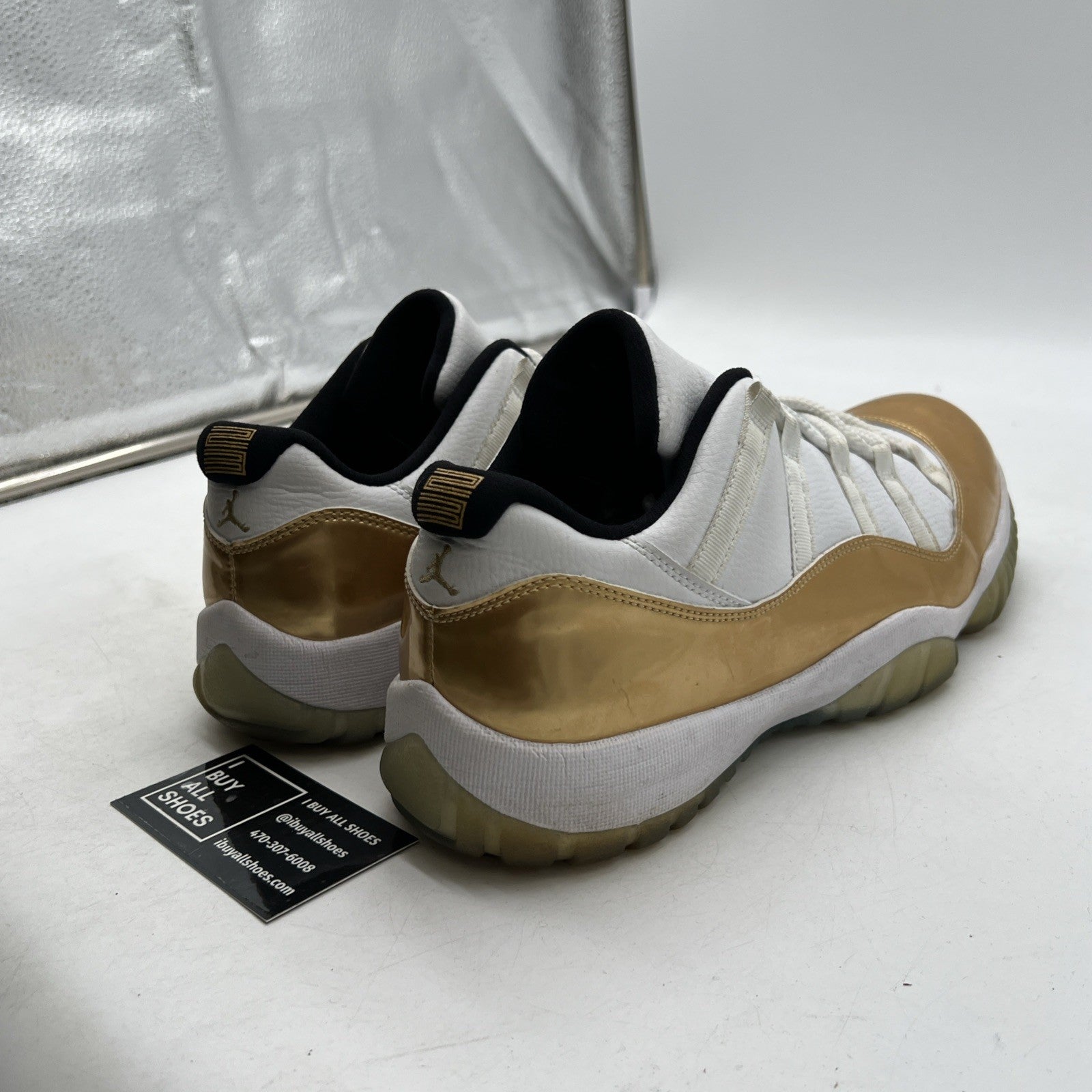 Size 10.5 - Air Jordan 11 Retro Low Closing Ceremony (528895-103)