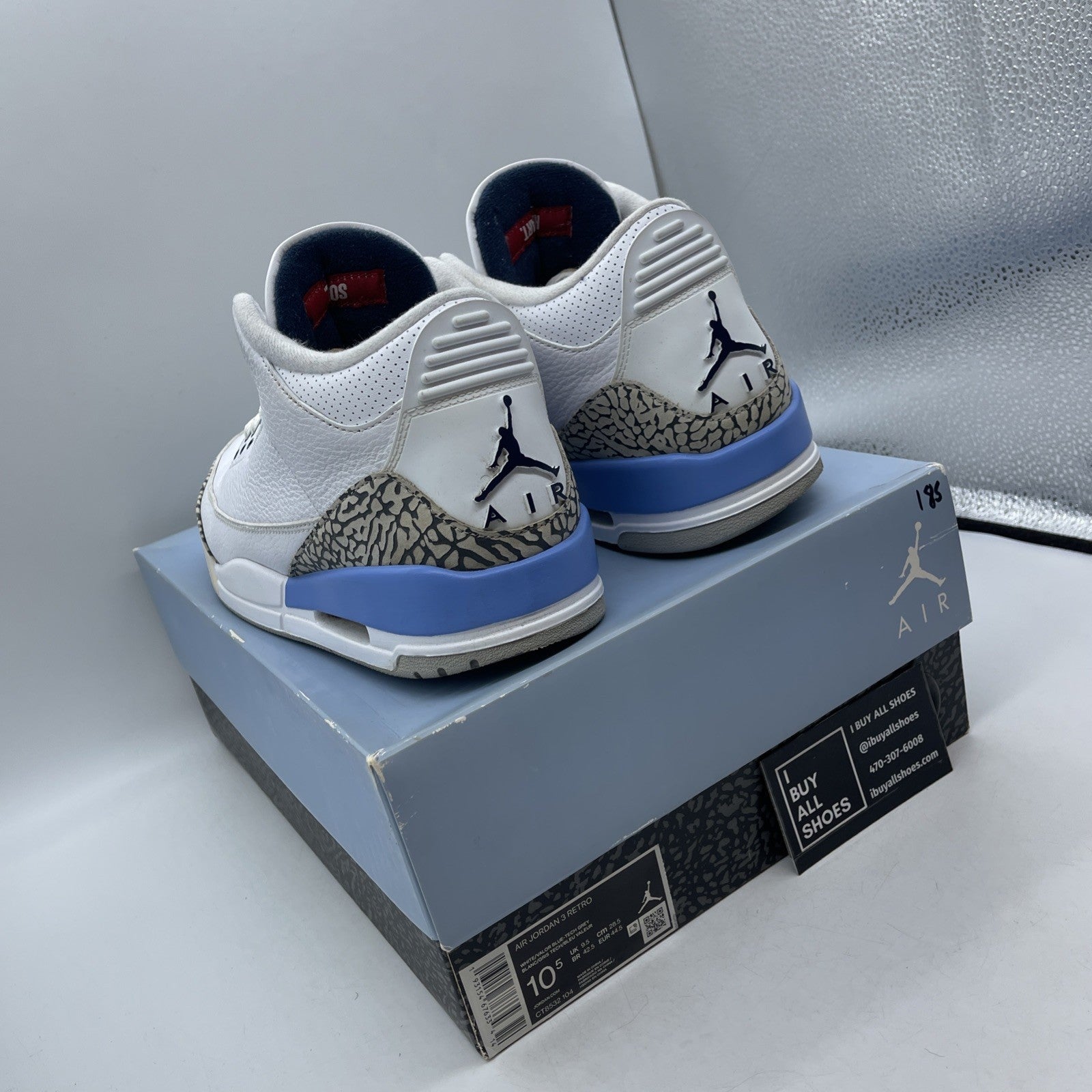 Size 10.5 - Air Jordan 3 Retro Mid UNC (CT8532-104)