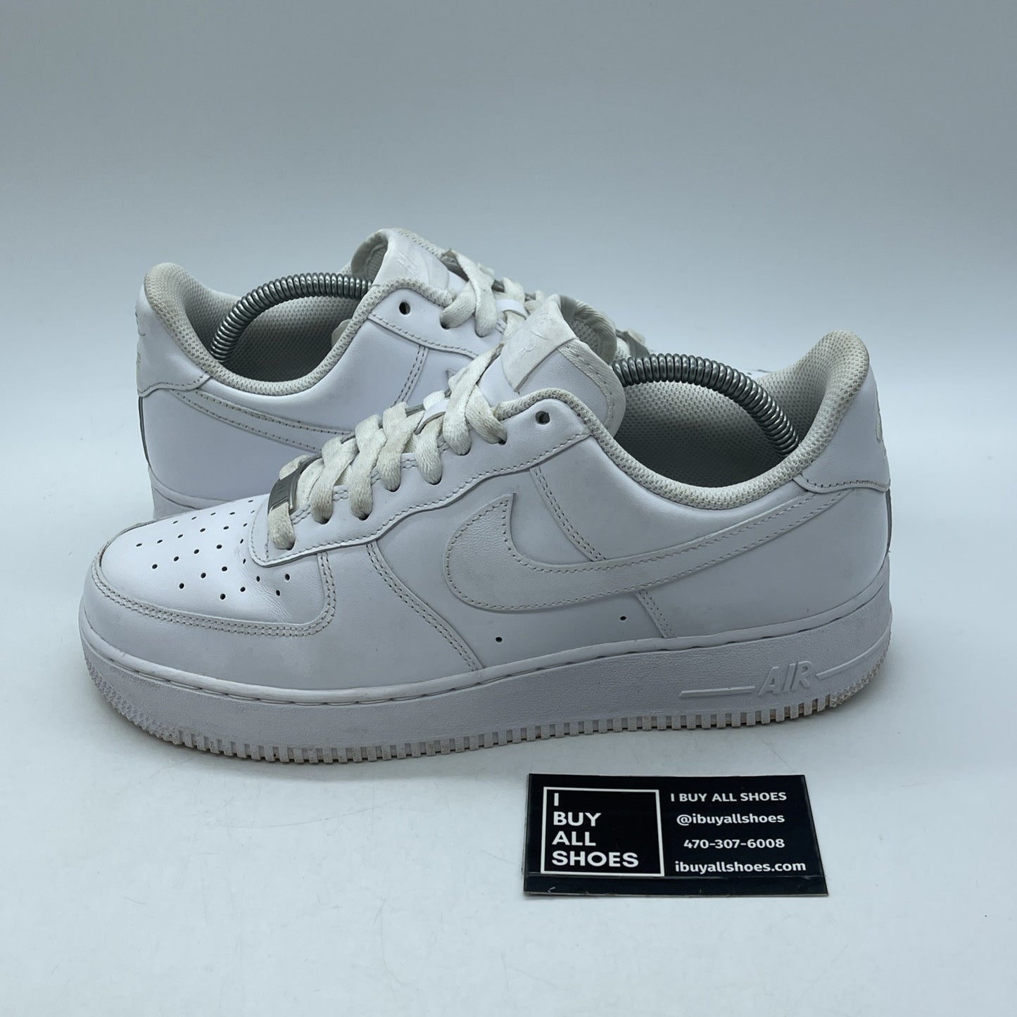 Size 9 - Nike Air Force 1 '07 Low Triple White Leather (CW2288-111)