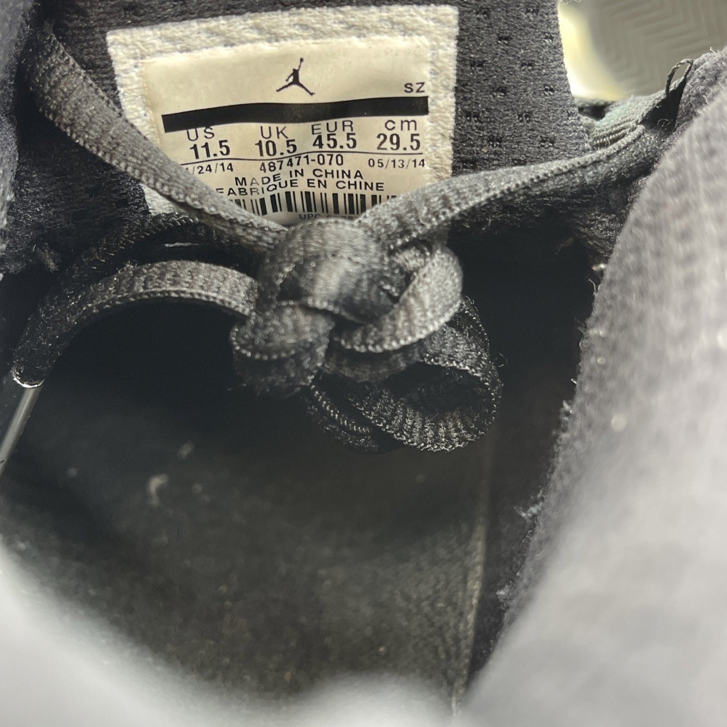 Size 11.5 - Air Jordan 14 Retro Thunder (487471-070)