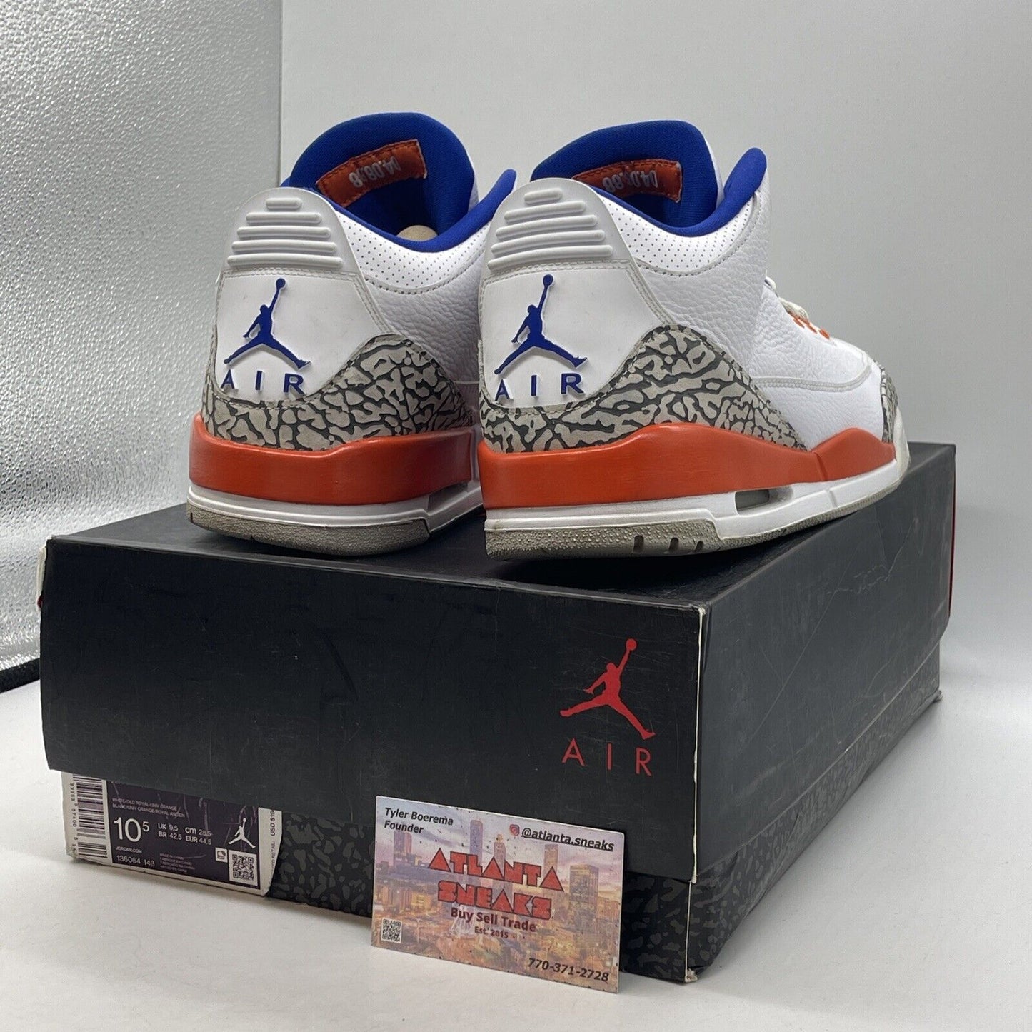 Size 10.5 - Air Jordan 3 Retro Knicks White Leather Grey Suede (136064-148)