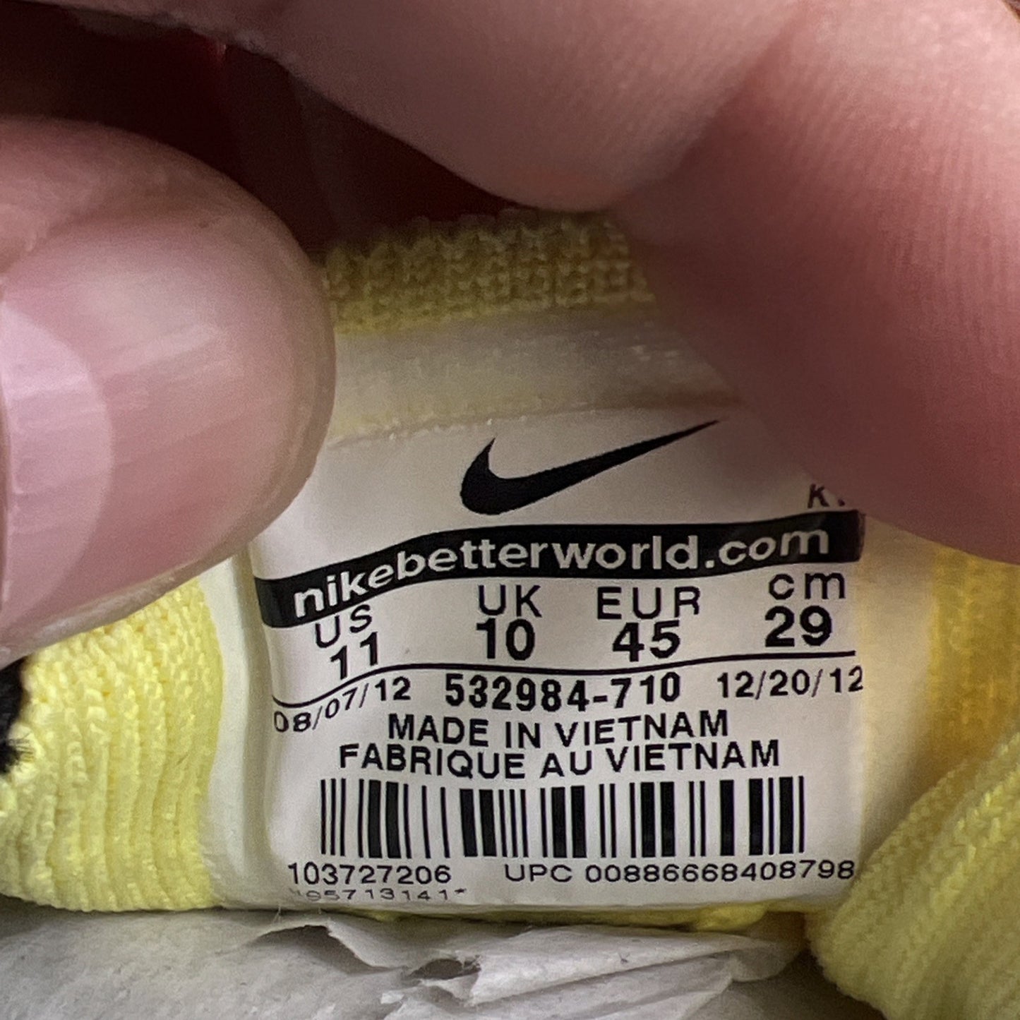 Size 11 - Nike Flyknit Trainer+ Yellow (532984-710)