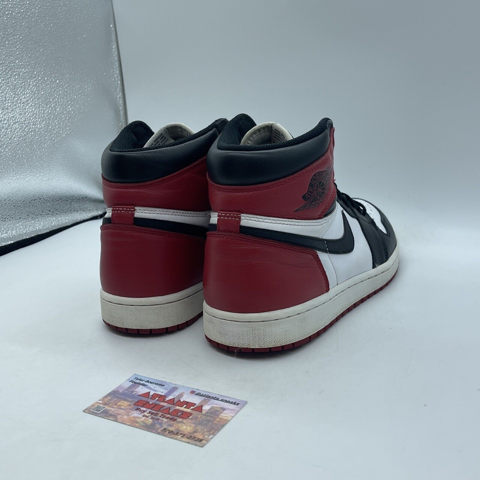 Size 10 - Jordan 1 Retro High OG Black Toe 2016 Red White Leather (555088-125)