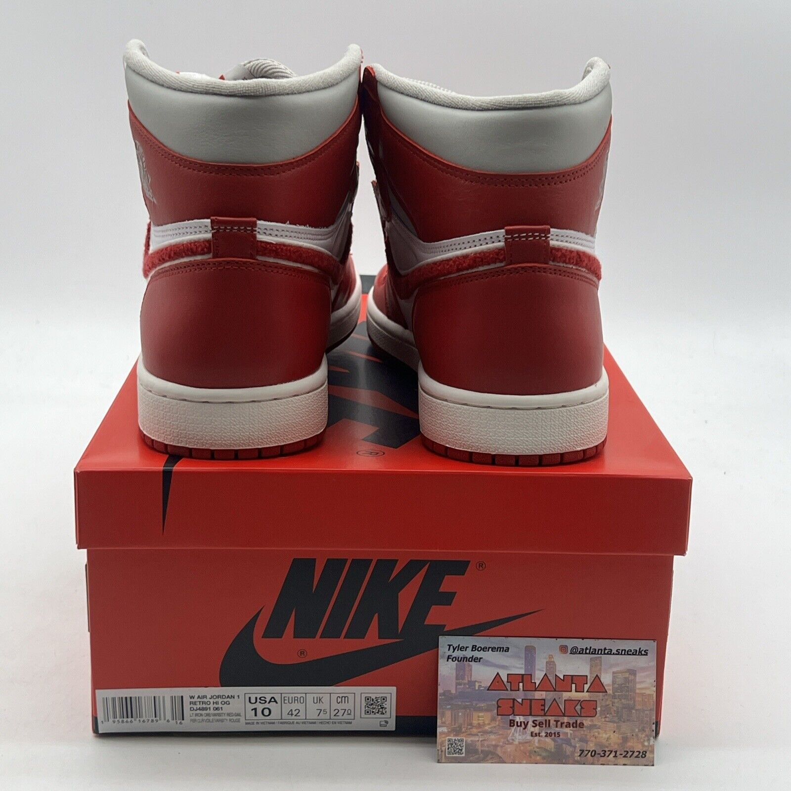 Size 10 - Air Jordan 1 OG High Newstalgia Chenille W (DJ4891-061)