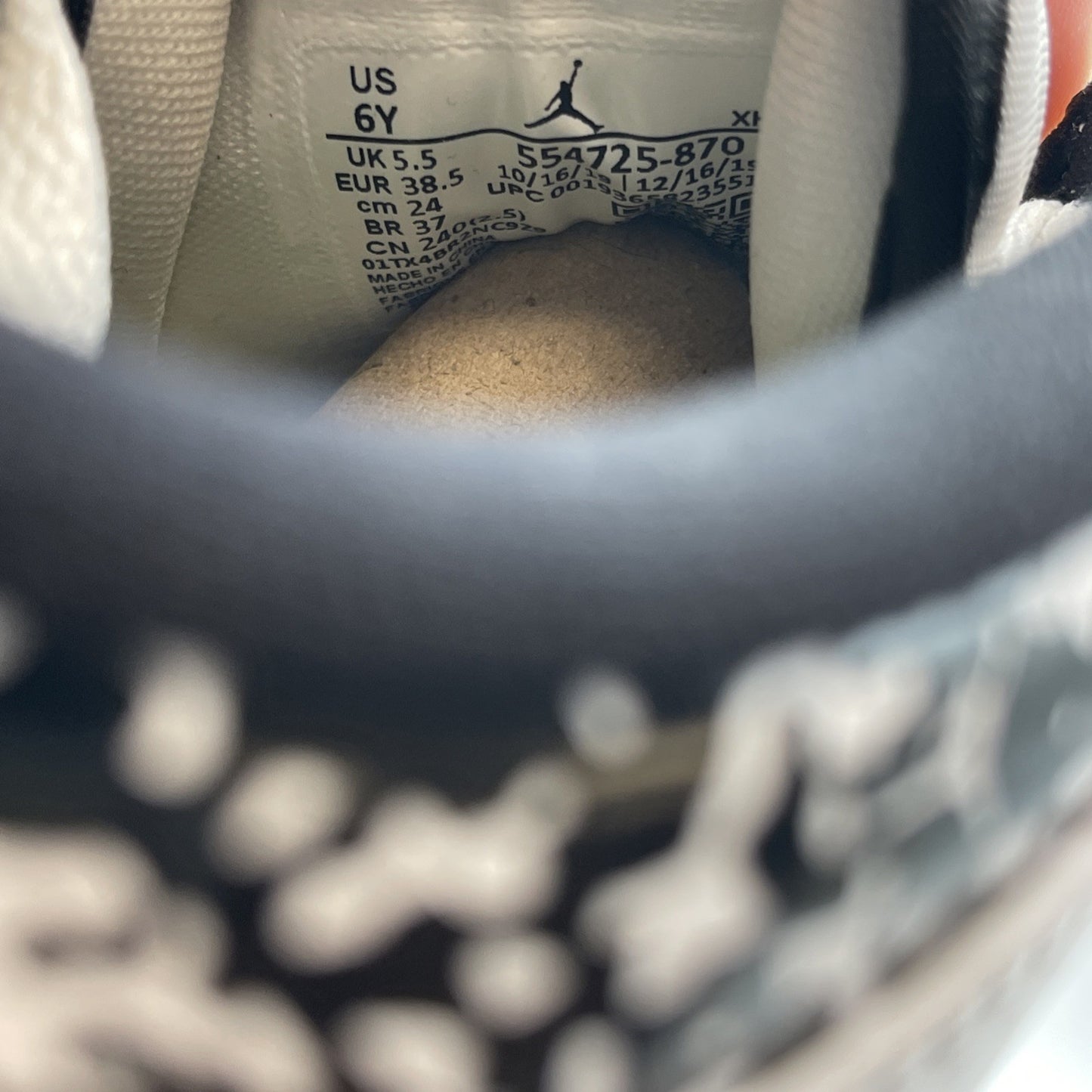 Size 6Y (GS) - Jordan 1 Mid Notebook White Orange Black Leather (554725-870)