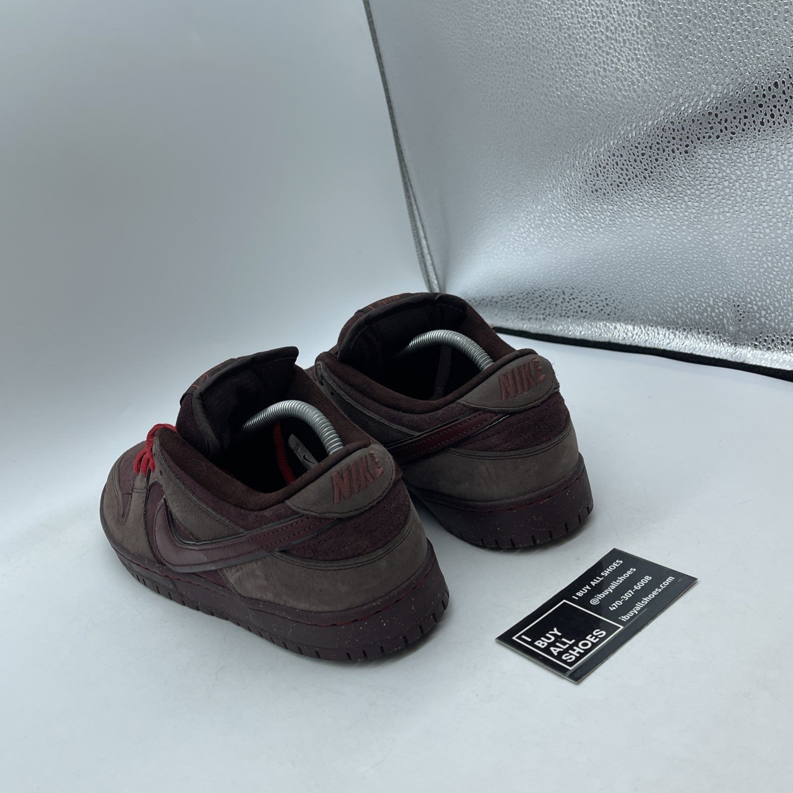 Size 10 - Nike Dunk  SB Low City of Love Collection Burgundy Crush (FN0619-600)