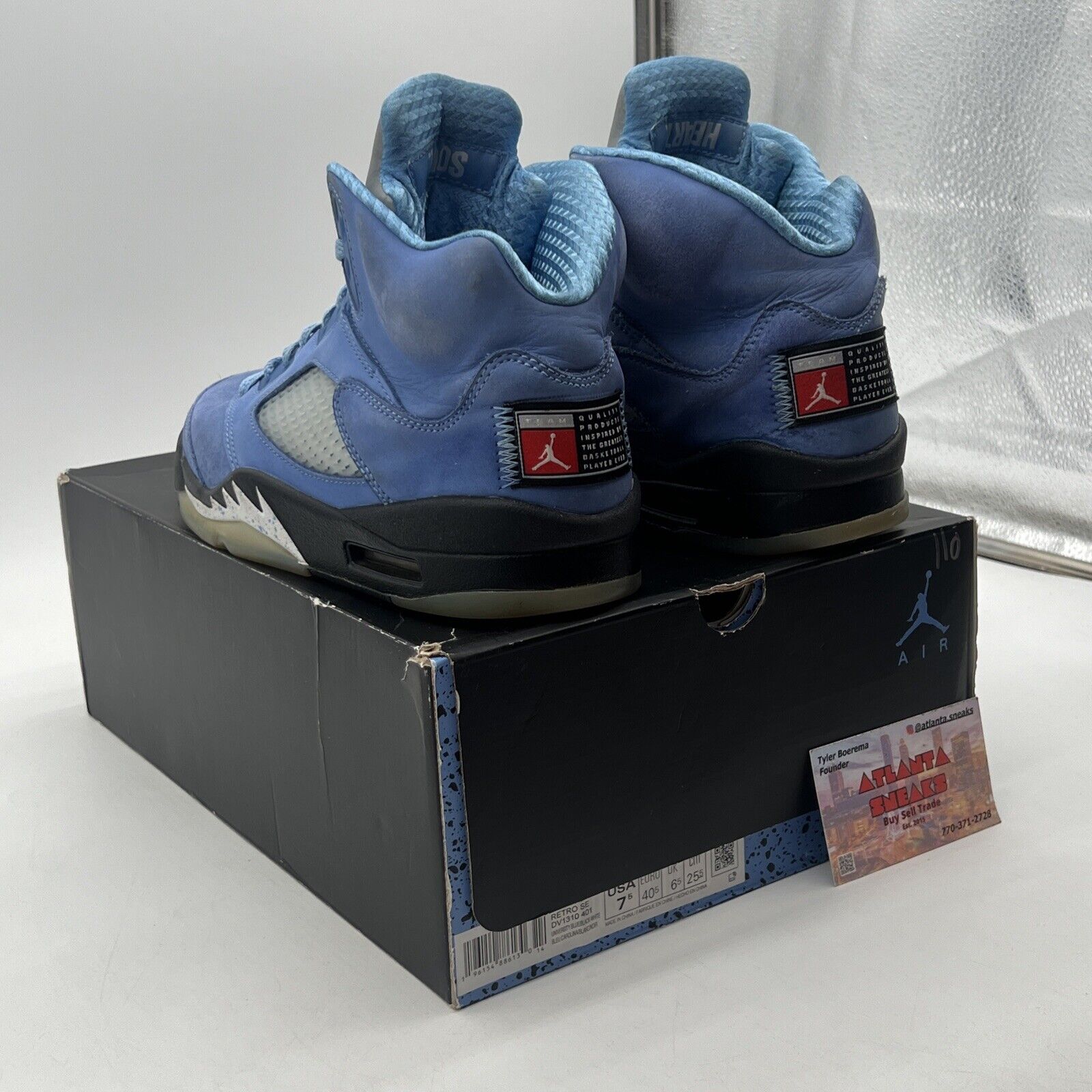 Size 7.5 - Jordan 5 Retro SE Mid UNC Black Blue Suede (DV1310-401)