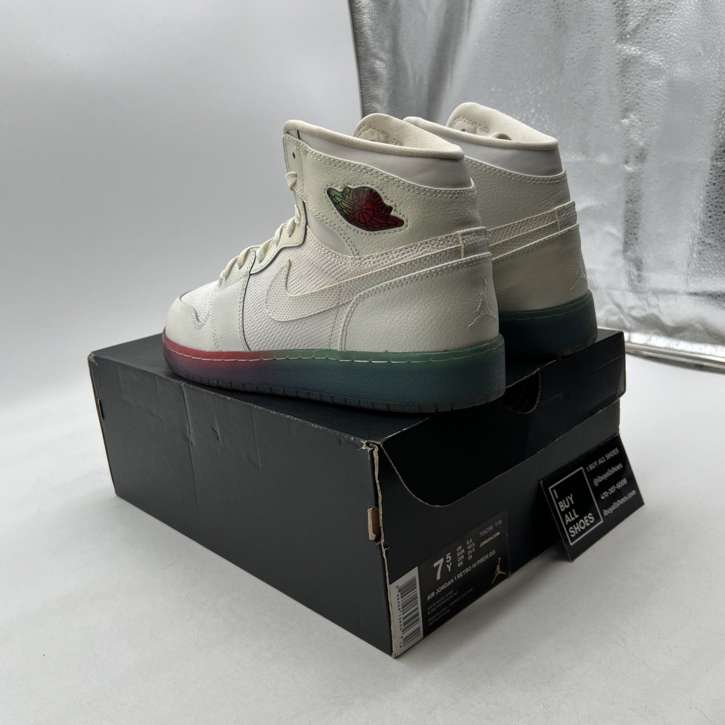 Size 7.5 - Nike Air Jordan 1 High Gradient Sole (705296-119)