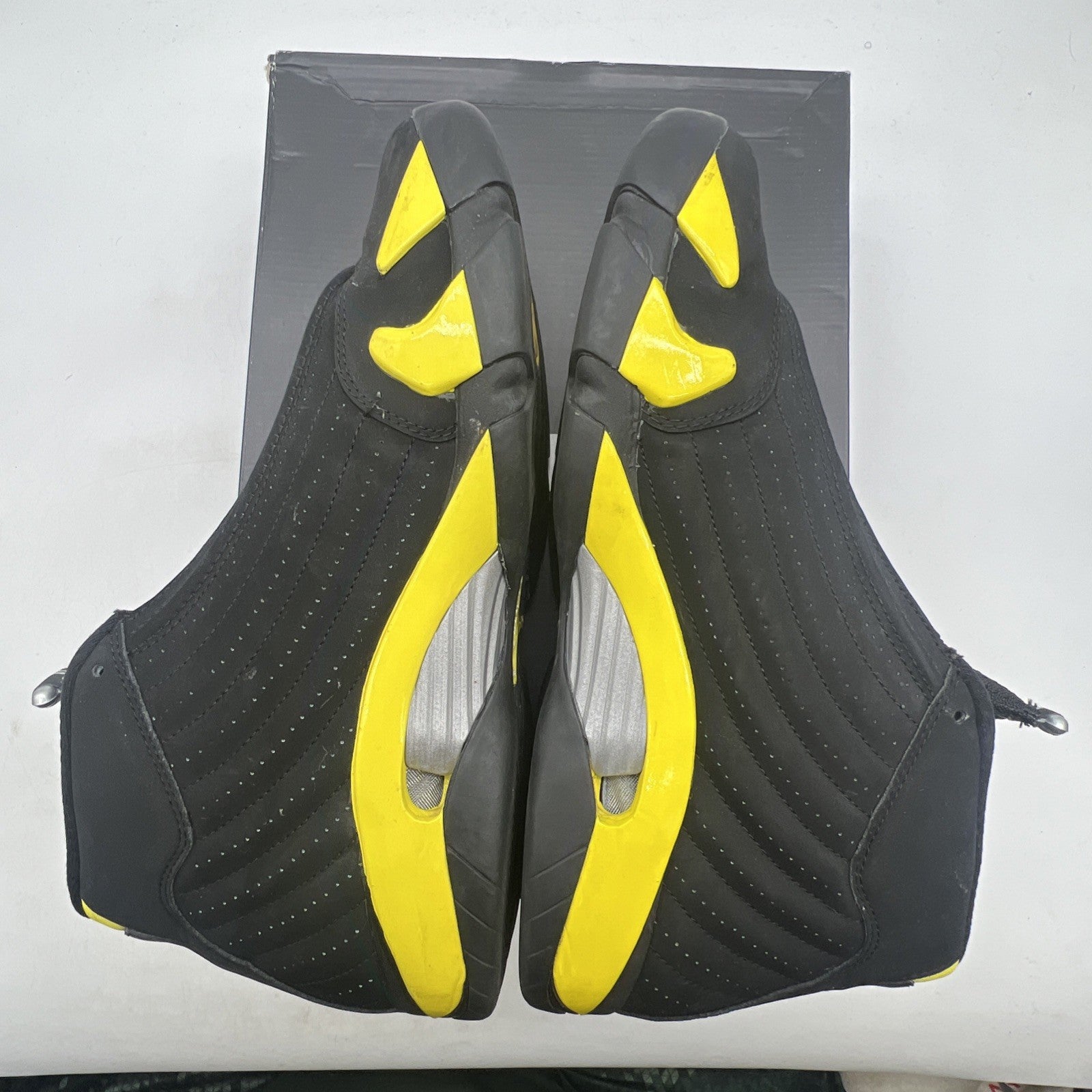 Size 13 - Air Jordan 14 Retro Thunder (487471-070)
