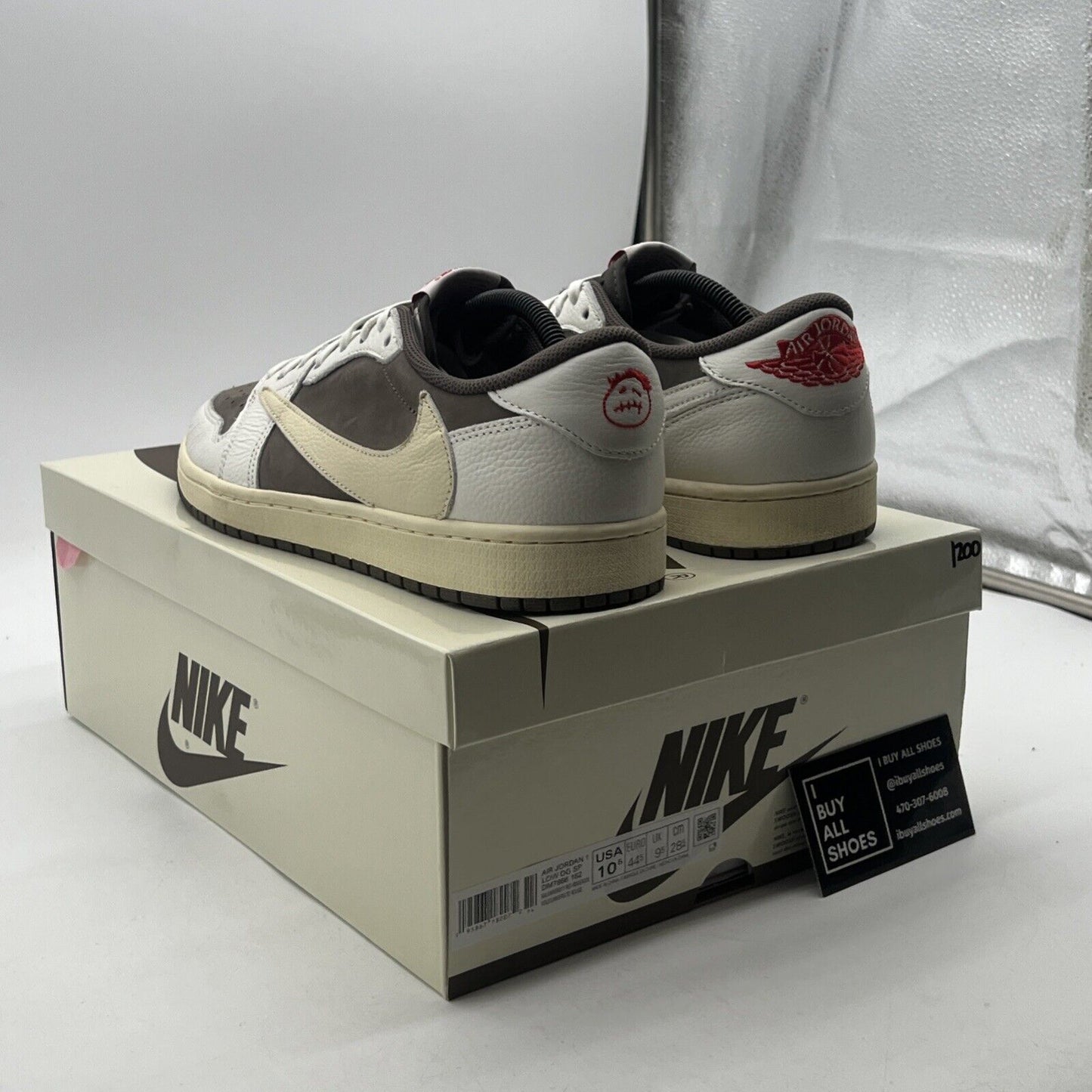 Size 10.5 - Air Jordan 1 Low OG x Travis Scott Reverse Mocha (DM7866-162)