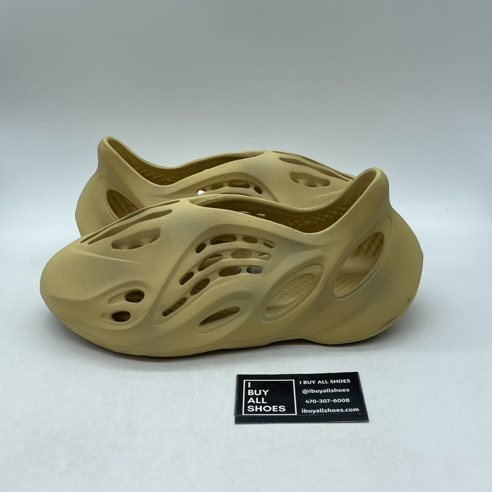 Size 11 - Adidas Yeezy Foam RNNR Sand (GV6843)