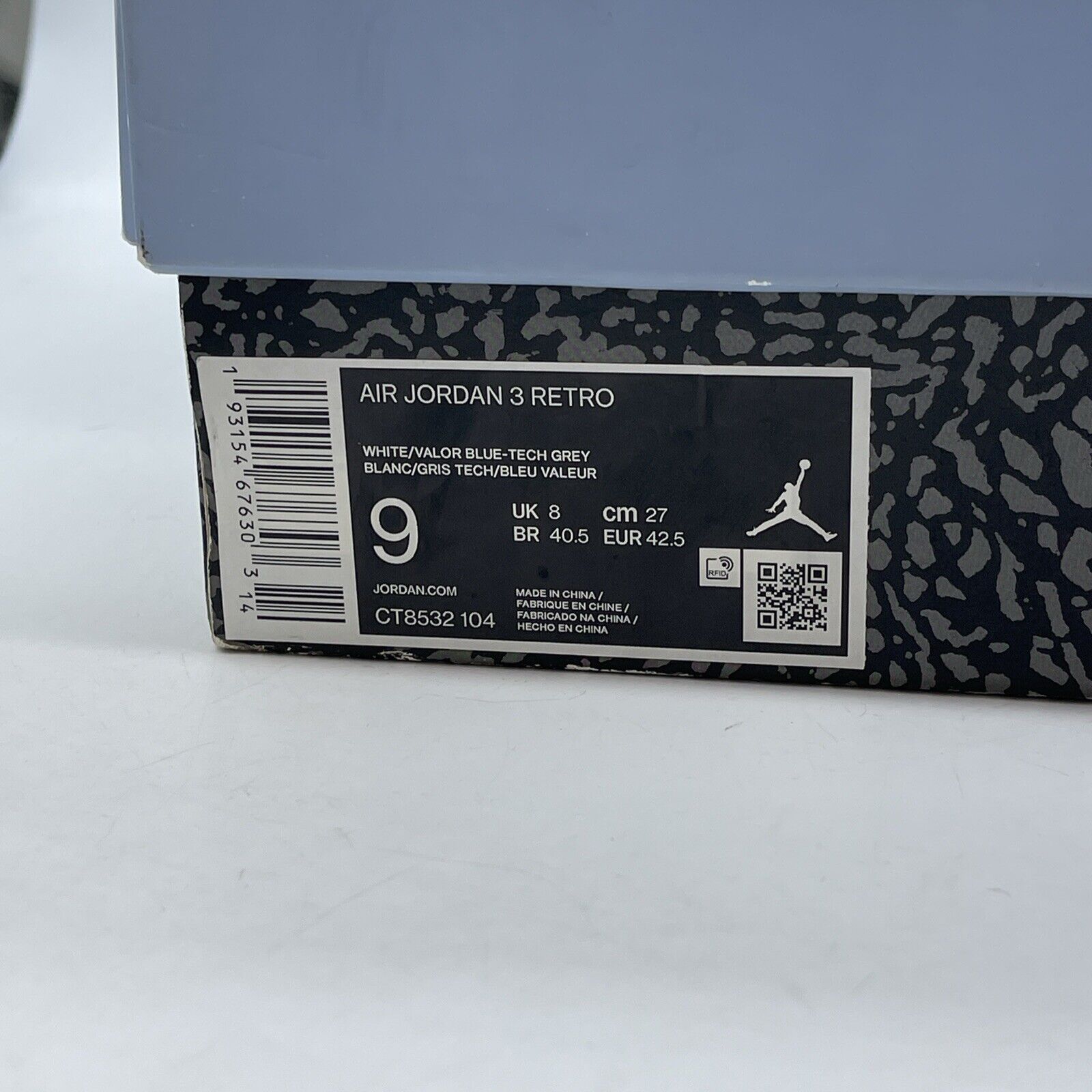 Size 9 - Jordan 3 Retro Mid UNC